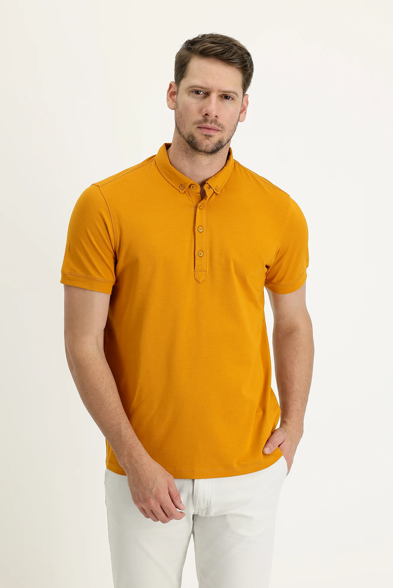 Safran Yarım İtalyan Yaka Süprem Tişört