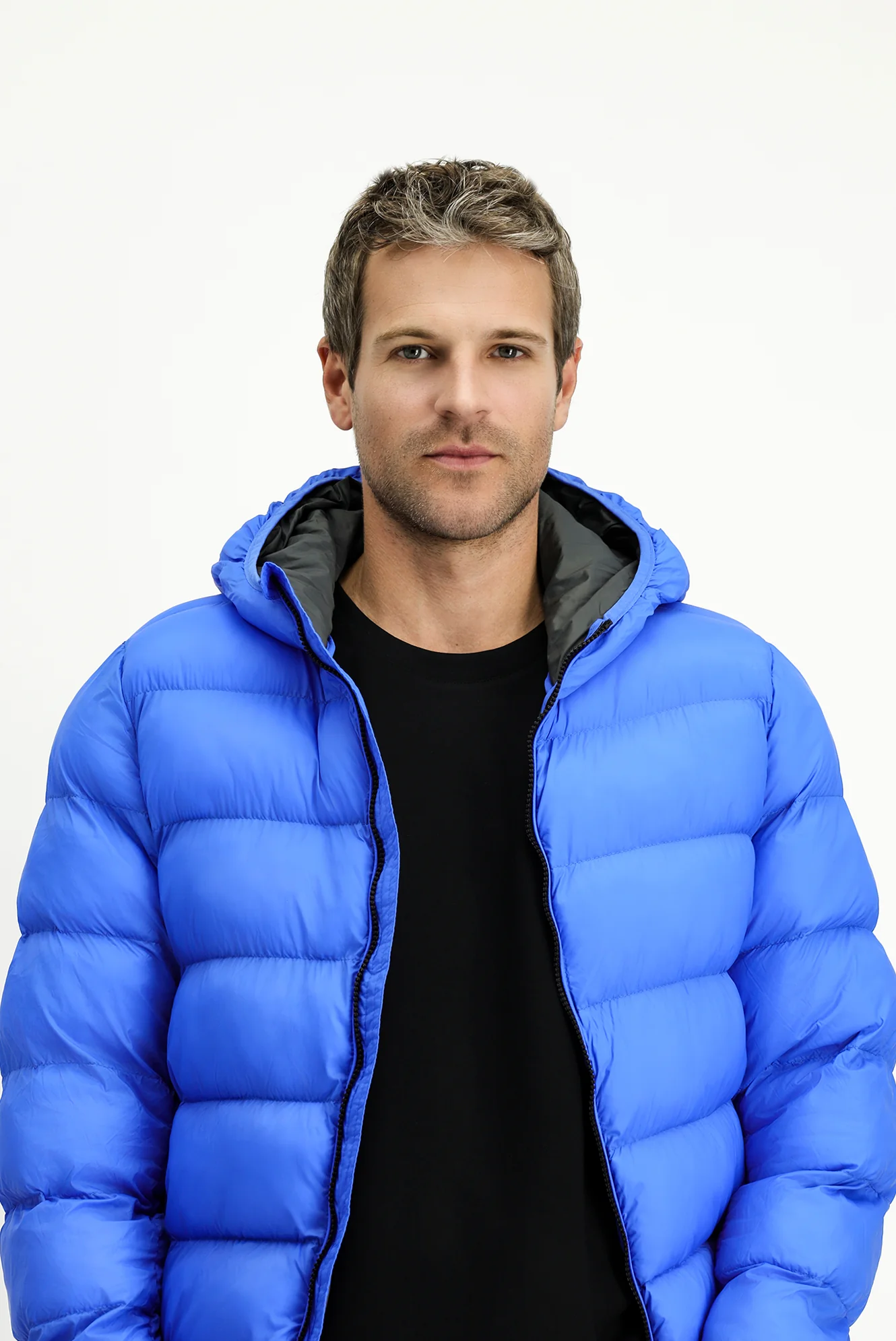 Saks Mavi Kapüşonlu Çantalı Spor Şişme Mont - Image 4