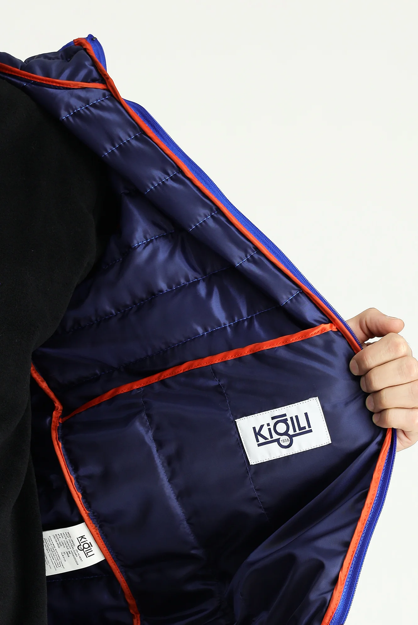 Saks Mavi Kapüşonlu Kapitone Spor Mont - Image 7