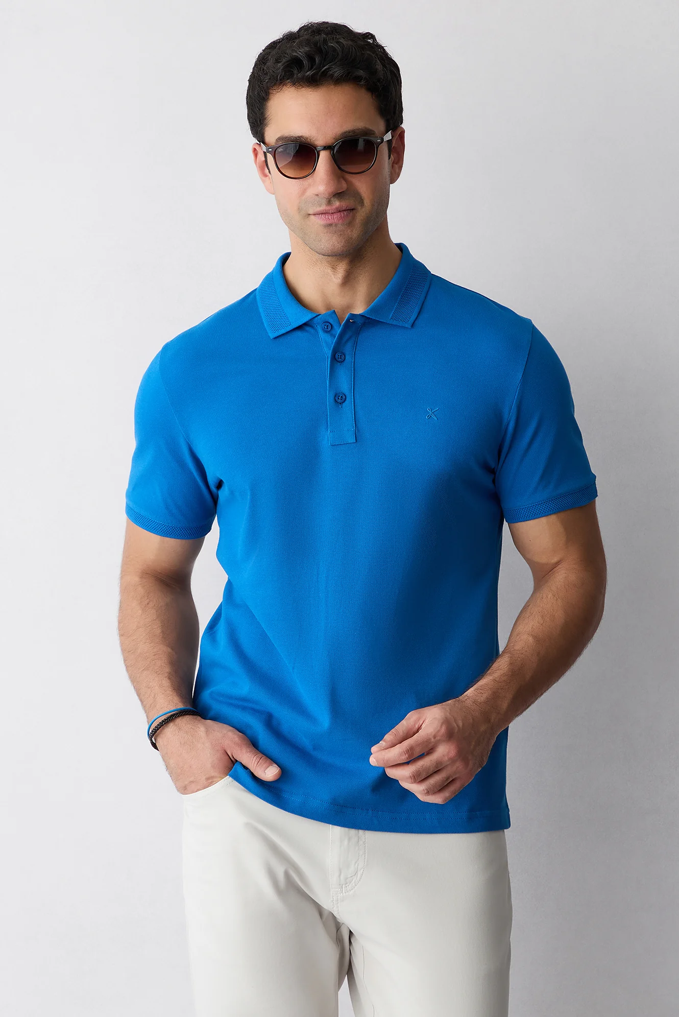 Saks Mavi Kıvrılmaz Polo Yaka Slim Fit Dar Kesim Ribana Detaylı Pamuk Tişört - Image 5