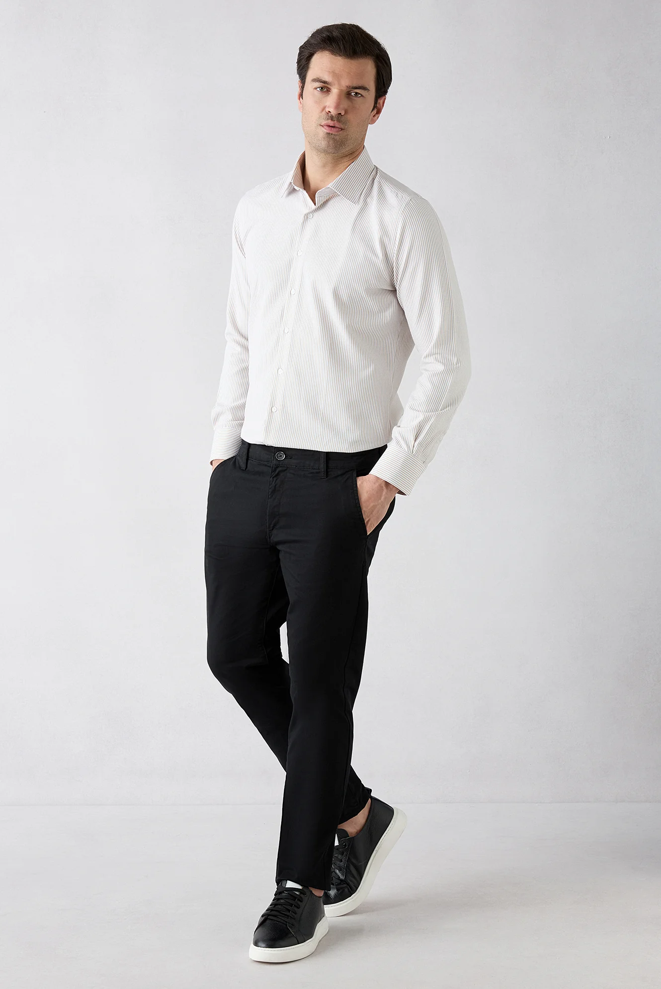 Siyah Regular Fit Standart Kesim Yan Cepli Kanvas / Chino Pantolon