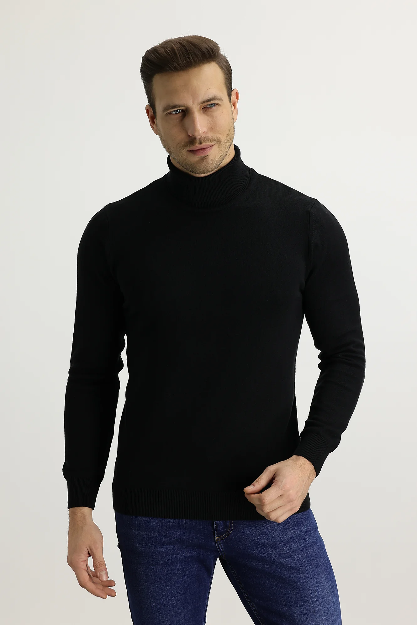 Siyah Balıkçı Yaka Regular Fit Triko Kazak - Image 2