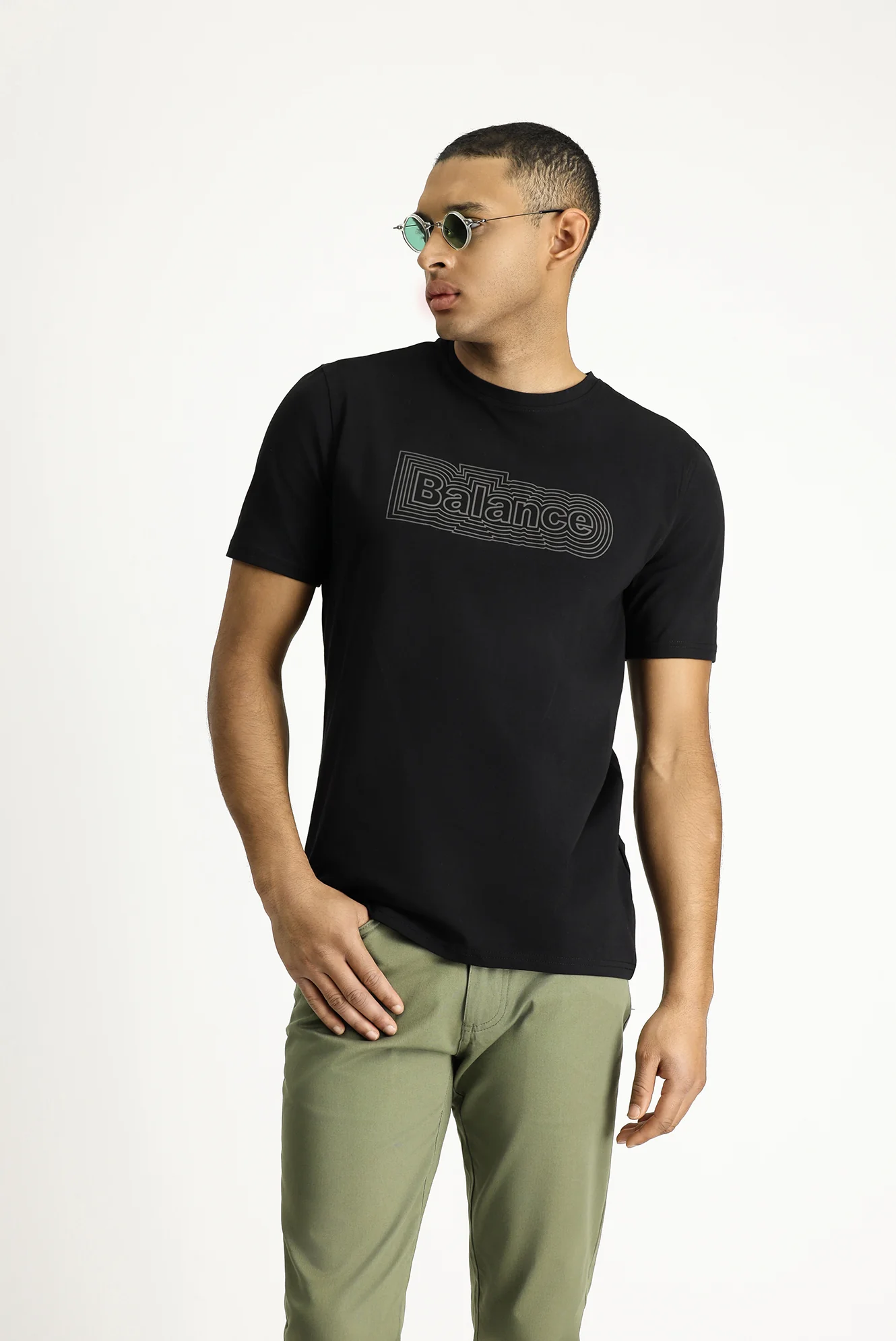 Siyah Bisiklet Yaka Baskılı Slim Fit Dar Kesim Tişört