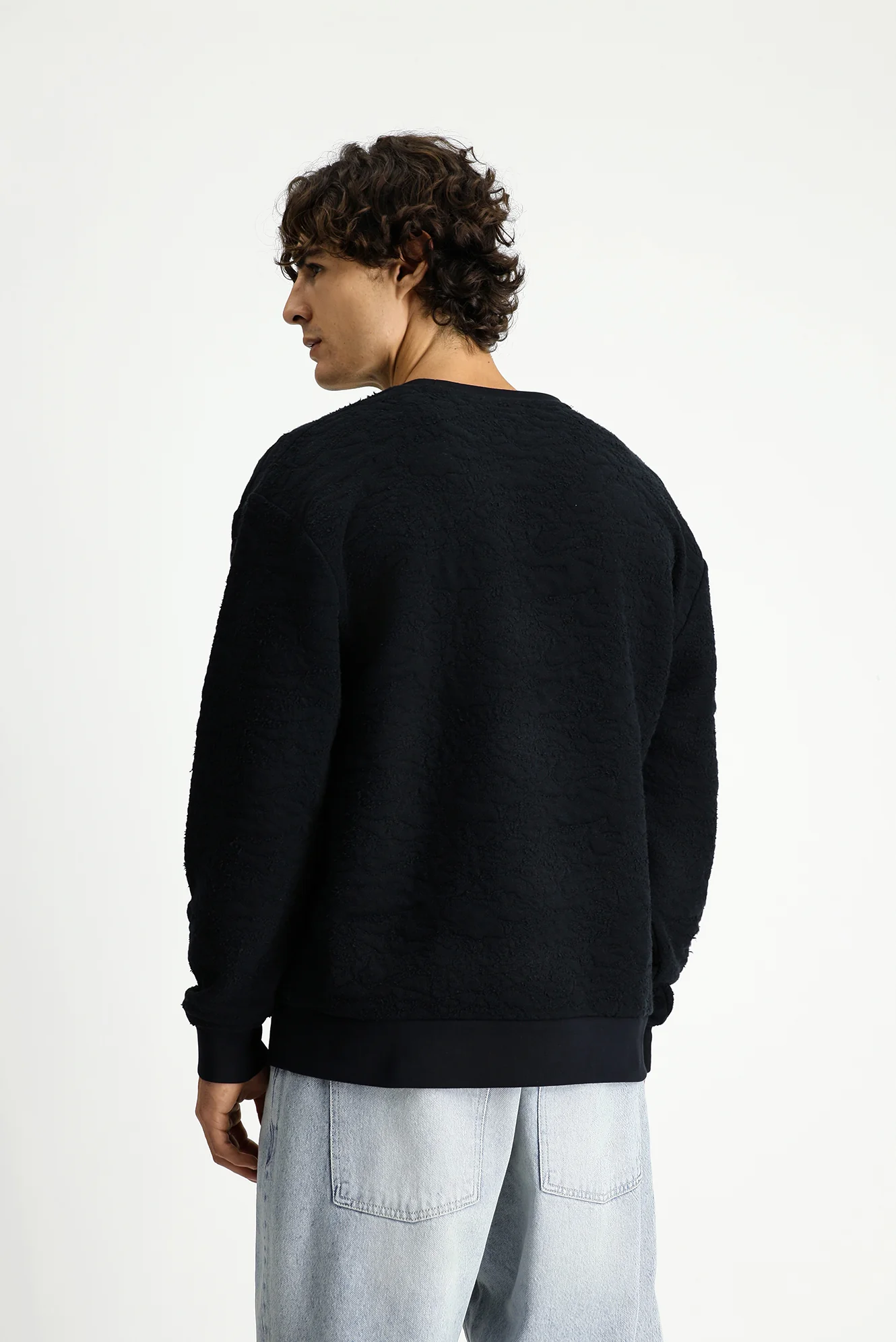 Siyah Bisiklet Yaka Loose Fit Desenli Pamuklu Sweatshirt - Image 5