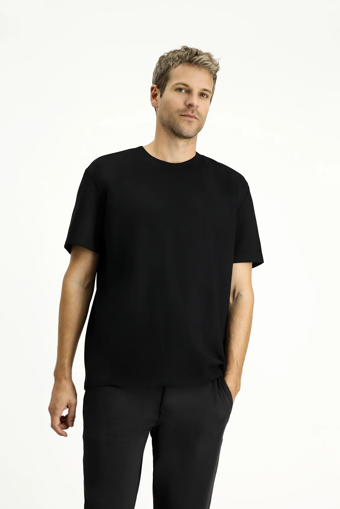 Siyah Bisiklet Yaka Oversize Likralı Baskılı Tişört - Image 3