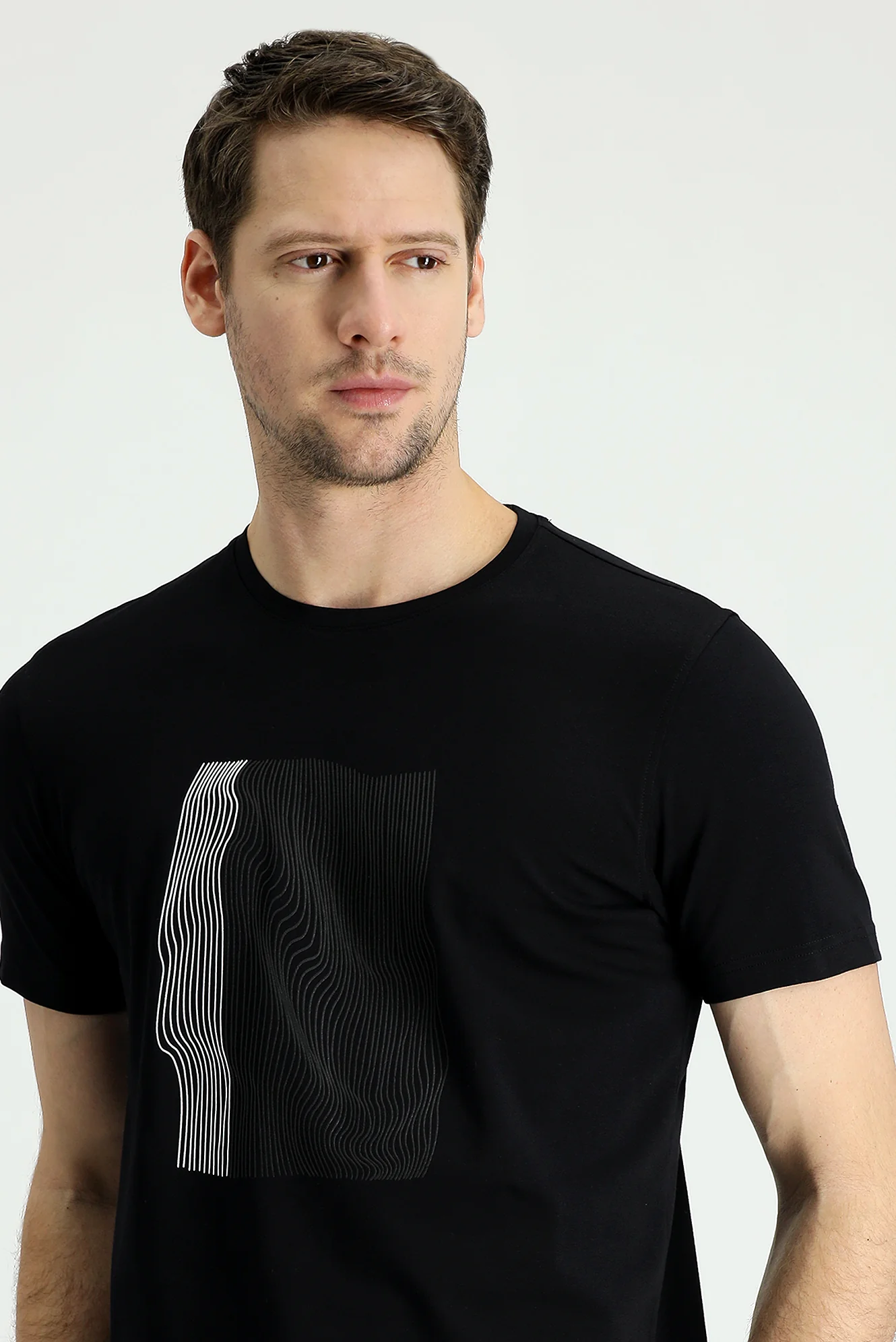 Siyah Bisiklet Yaka Slim Fit Dar Kesim Baskılı Pamuklu Tişört - Image 2