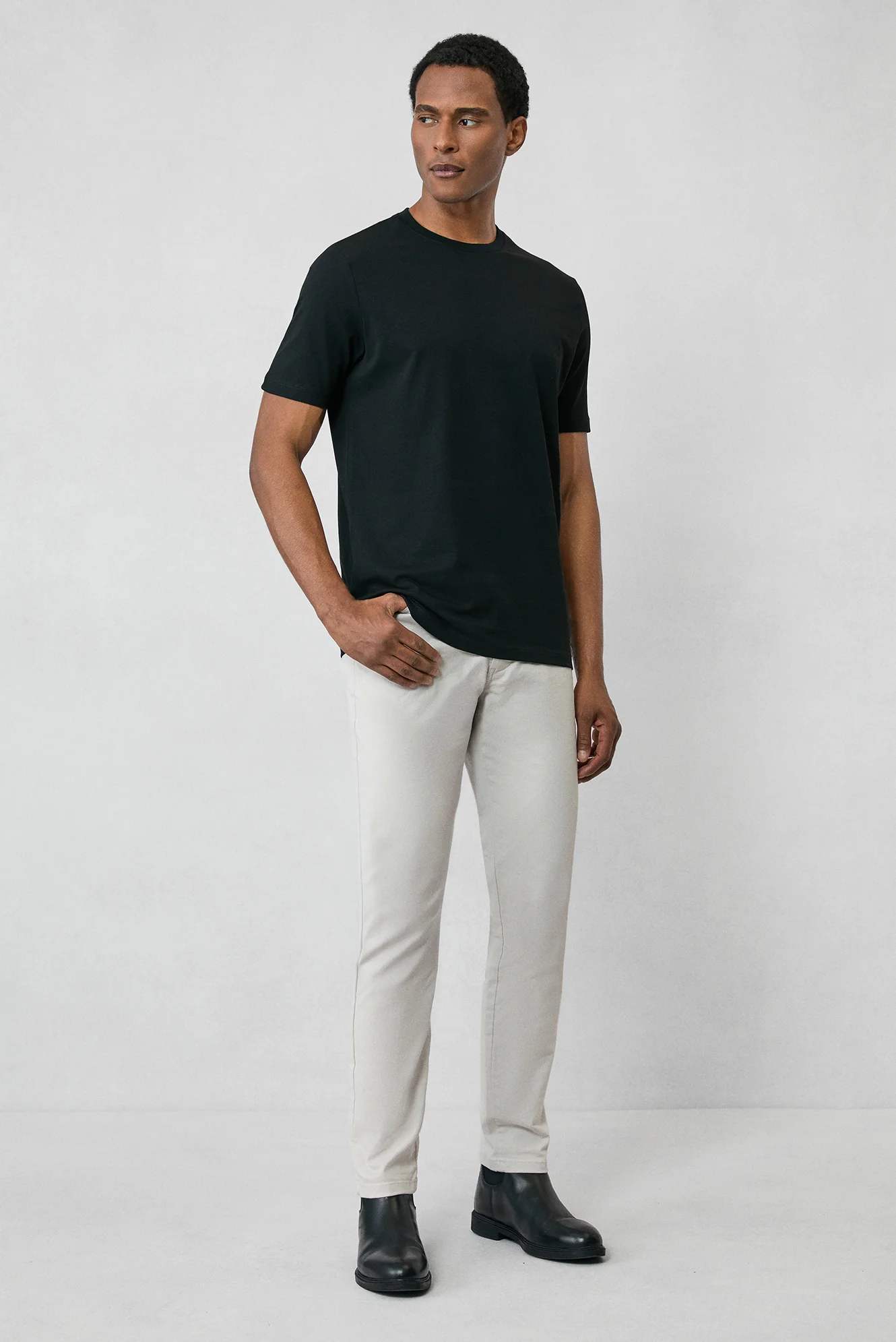Siyah Bisiklet Yaka Slim Fit %100 Pamuk Tişört - Image 6