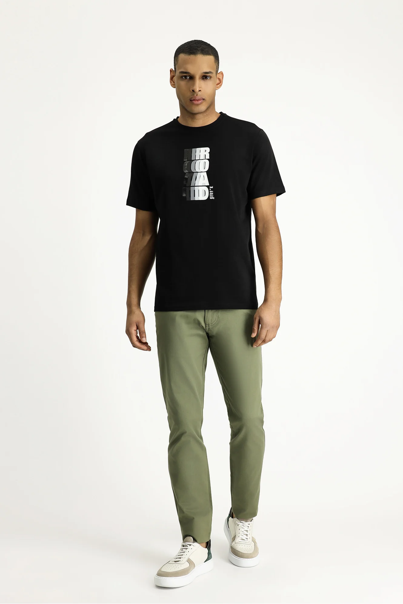 Siyah Bisiklet Yaka Slim Fit Dar Kesim Tişört - Image 2