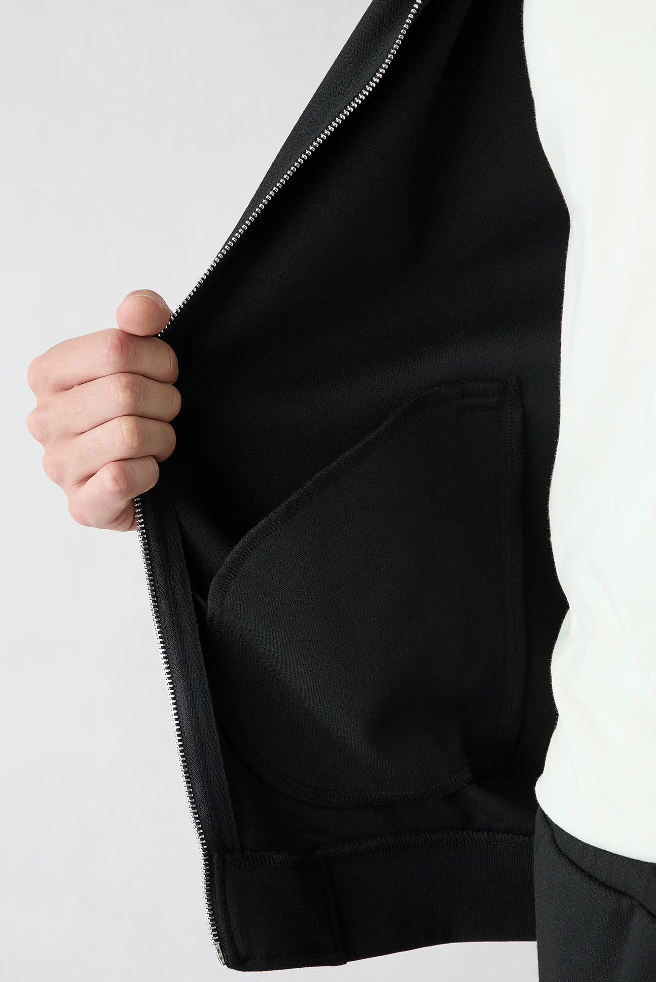 Siyah Fermuarlı Esnek Bomber Sweat Hırka - Image 2