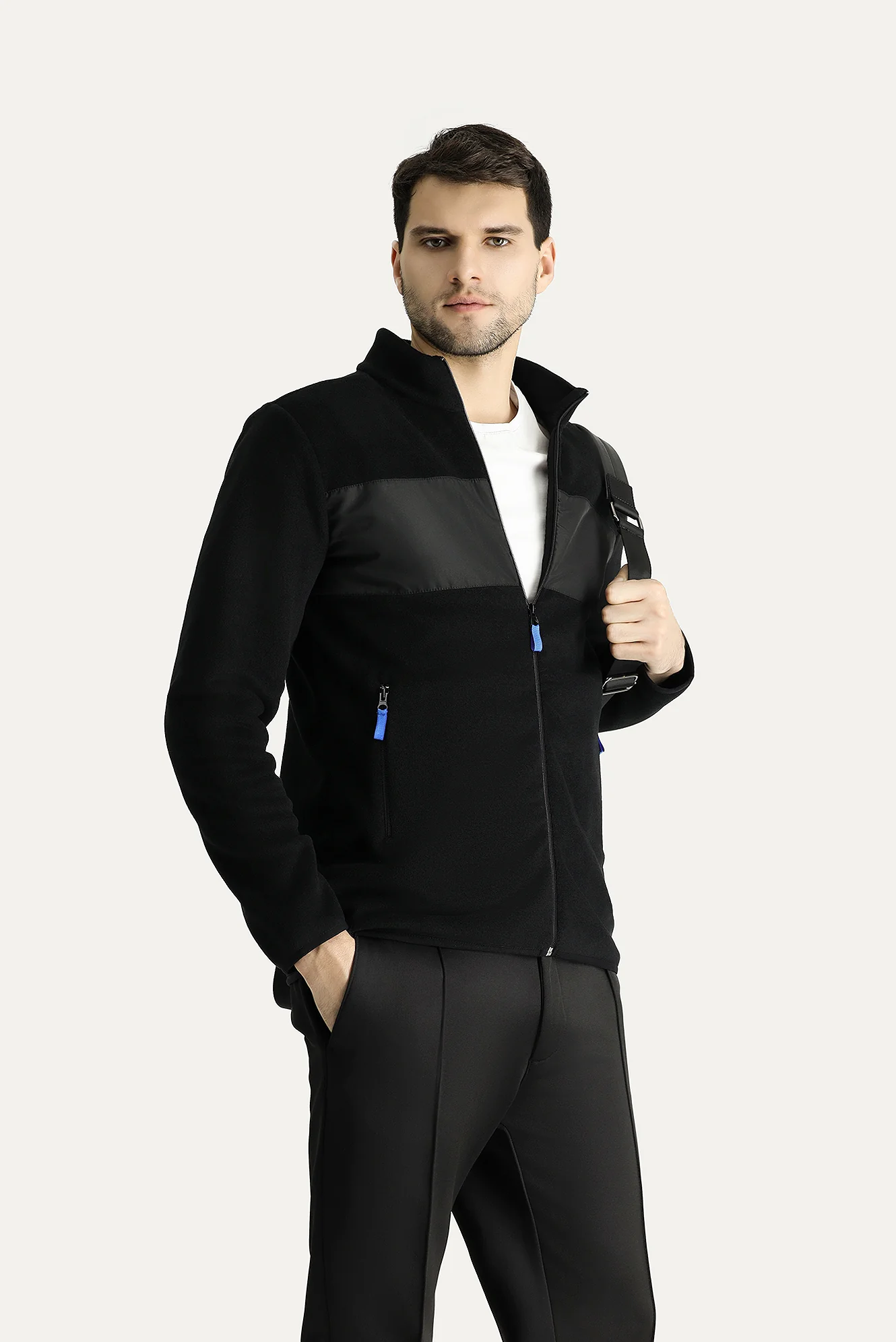 Siyah Fermuarlı Polar Sweatshirt - Image 2