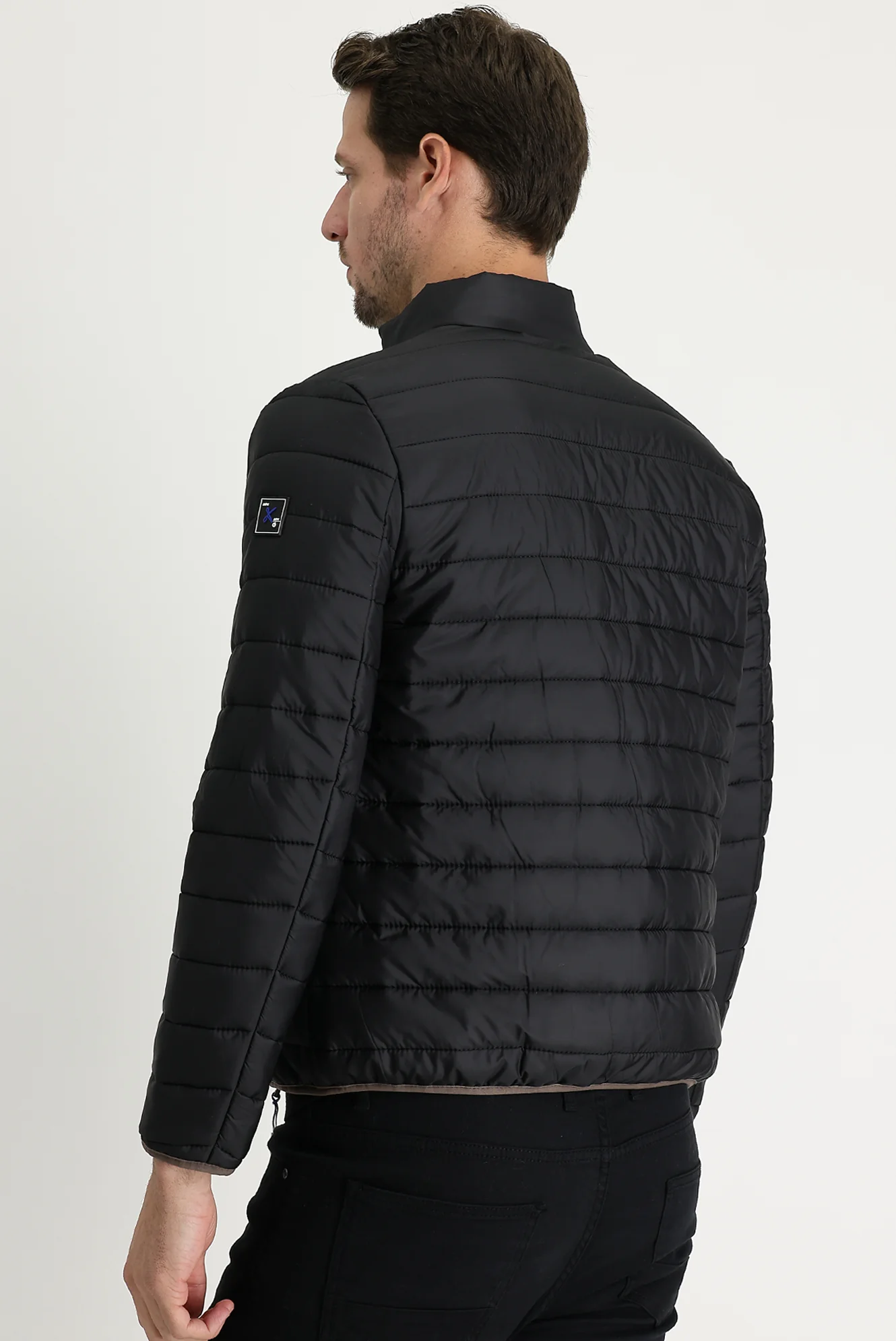 Siyah Kapitone Spor Mont - Image 4
