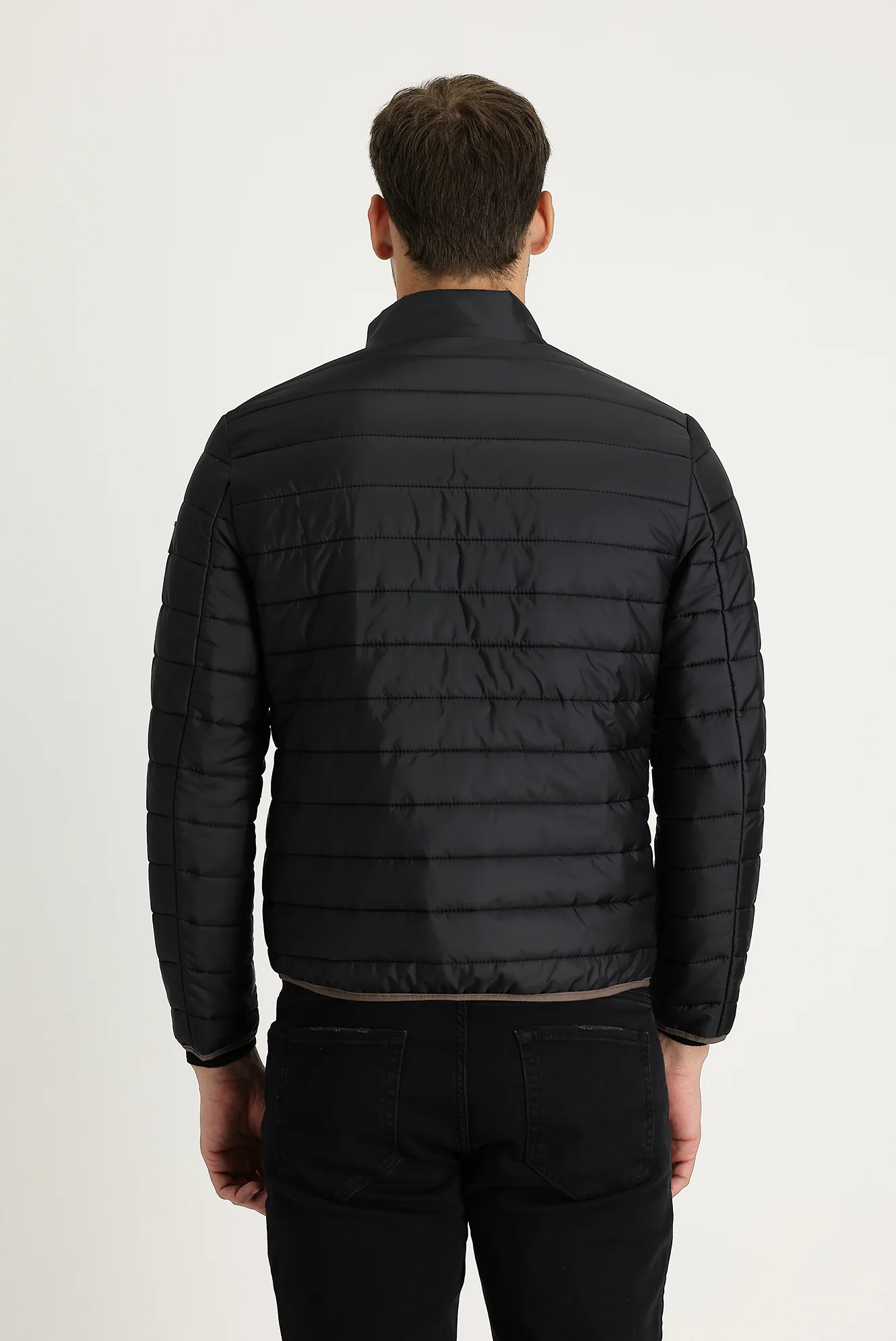 Siyah Kapitone Spor Mont - Image 3