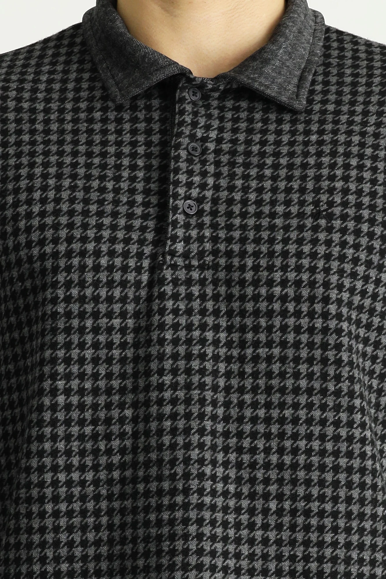Siyah Polo Yaka Desenli Nakışlı Sweatshirt - Image 5