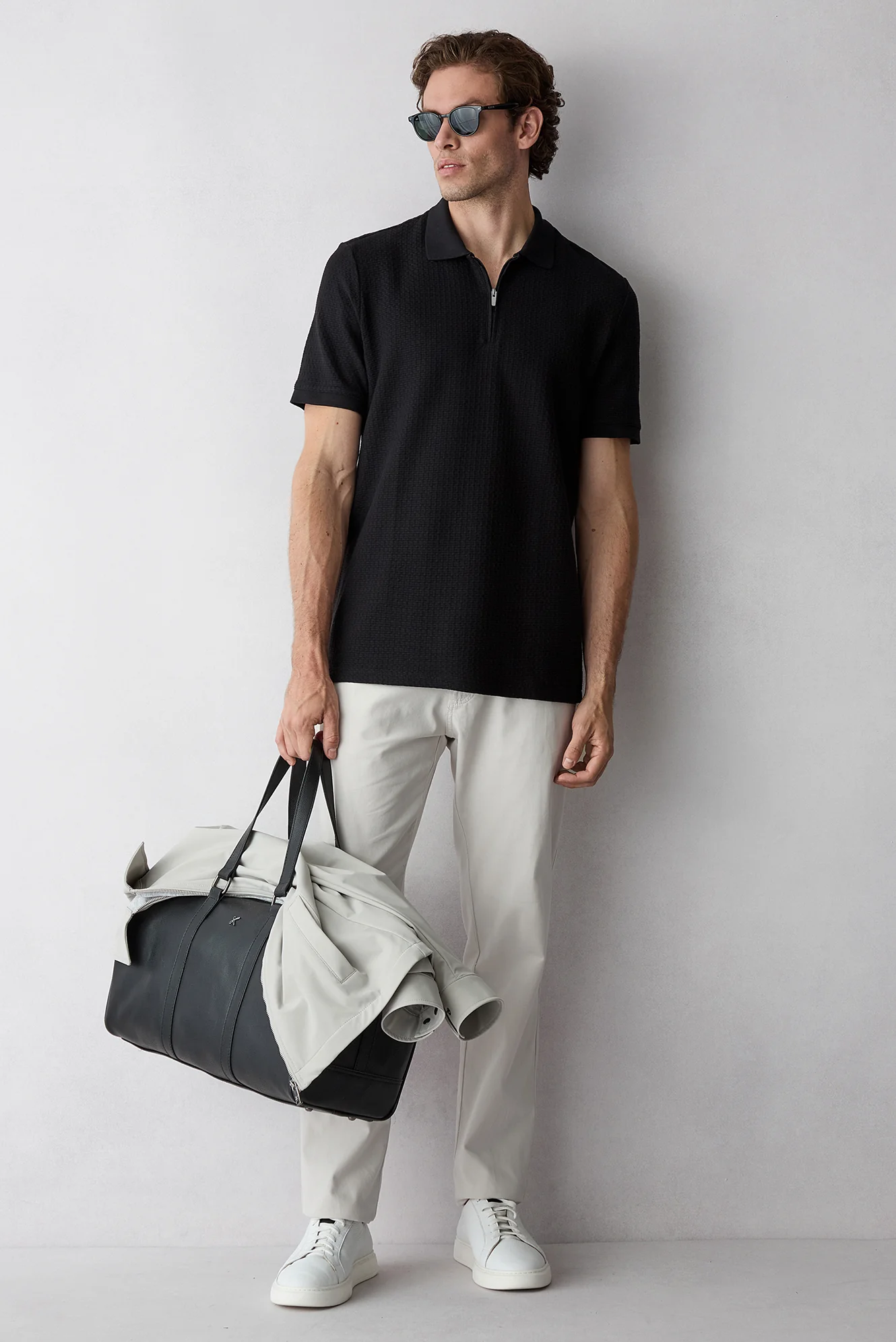 Siyah Fermuarlı Polo Yaka Regular Fit %100 Pamuk Desenli Tişört - Image 5