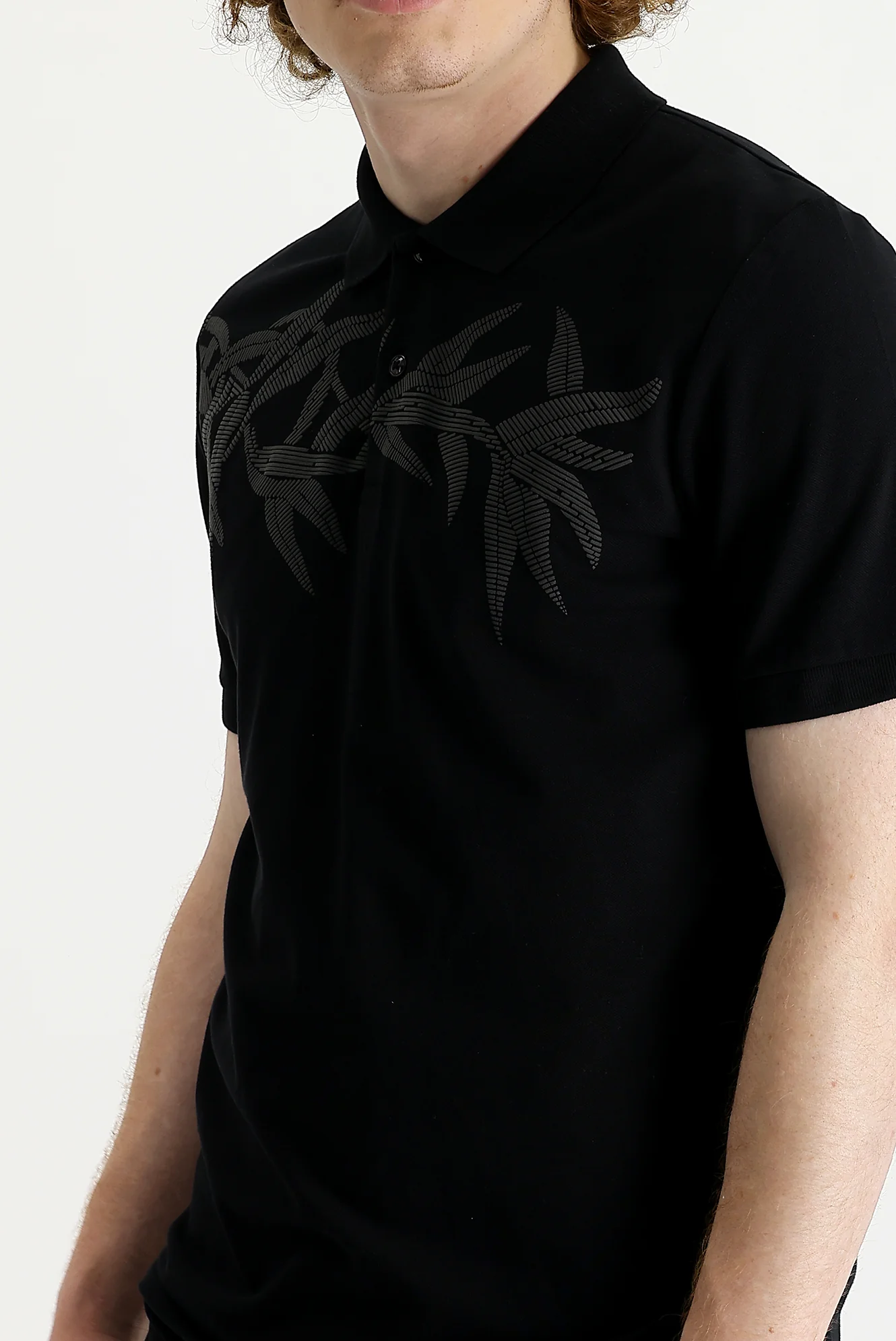 Siyah Polo Yaka Slim Fit Dar Kesim Baskılı Pamuk Tişört - Image 2