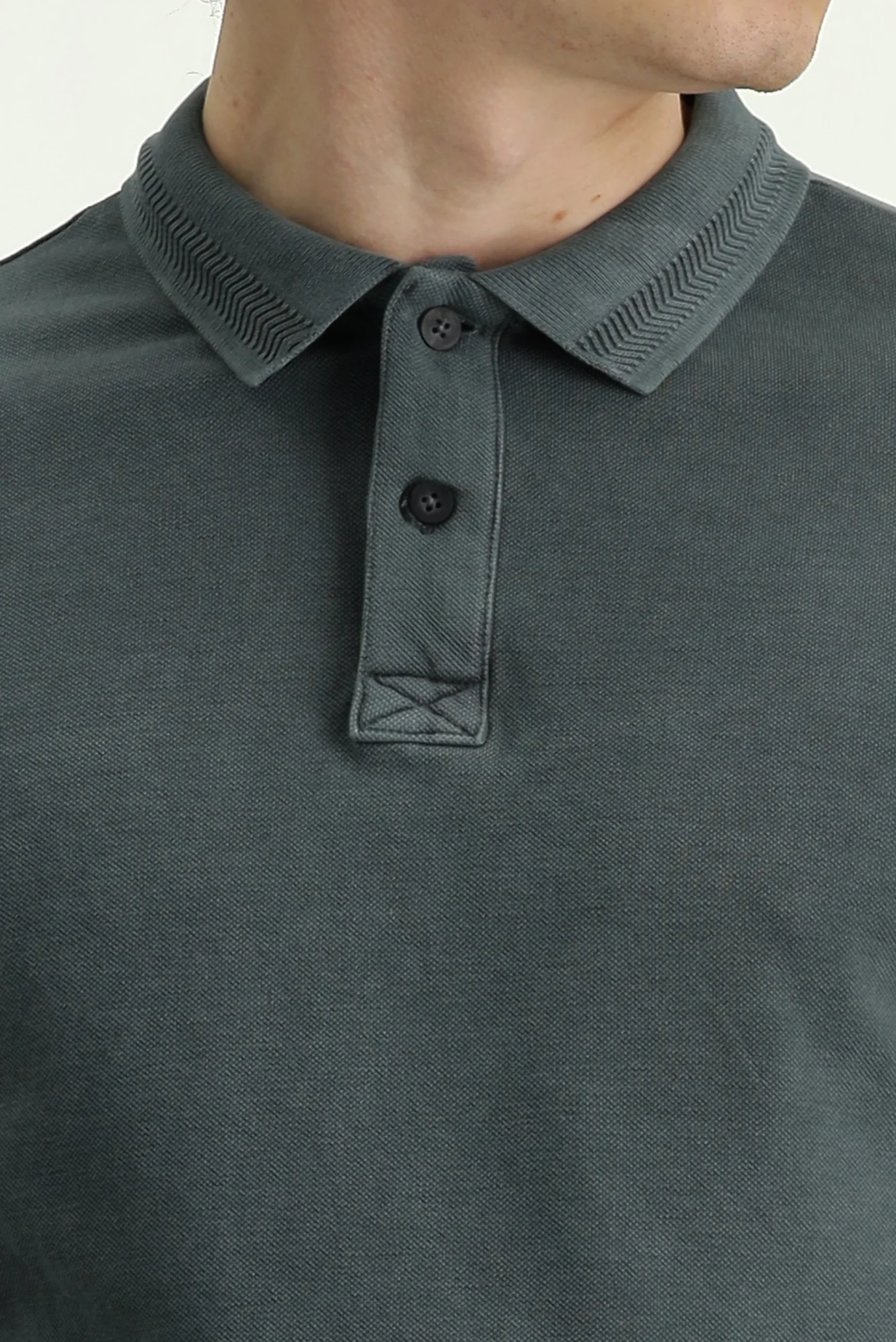 Siyah Polo Yaka Slim Fit Dar Kesim Nakışlı Pamuk Tişört - Image 5