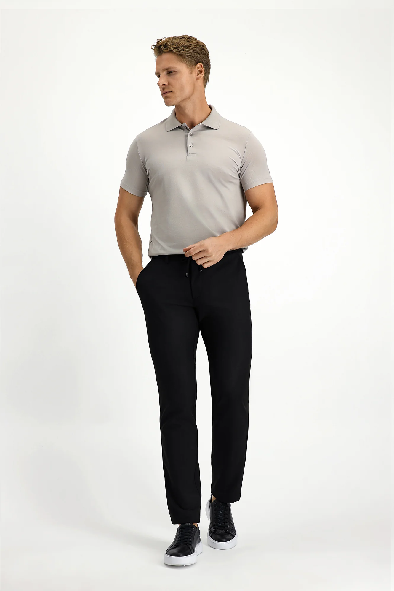 Siyah Regular Fit Standart Kesim Beli Lastikli İpli Likralı Pantolon - Image 2
