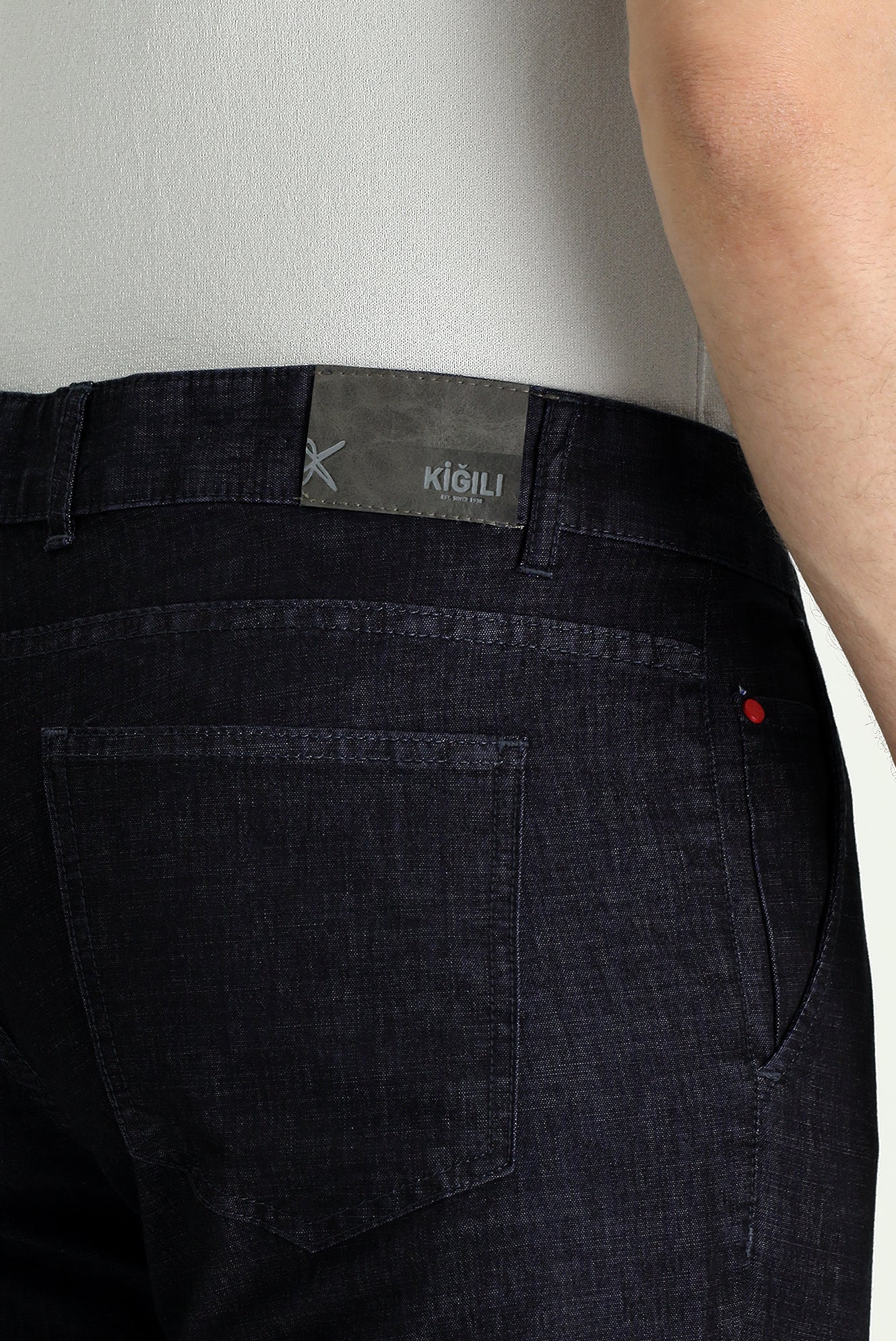 Siyah Regular Fit Standart Kesim Likralı Denim Look Pantolon - Image 4