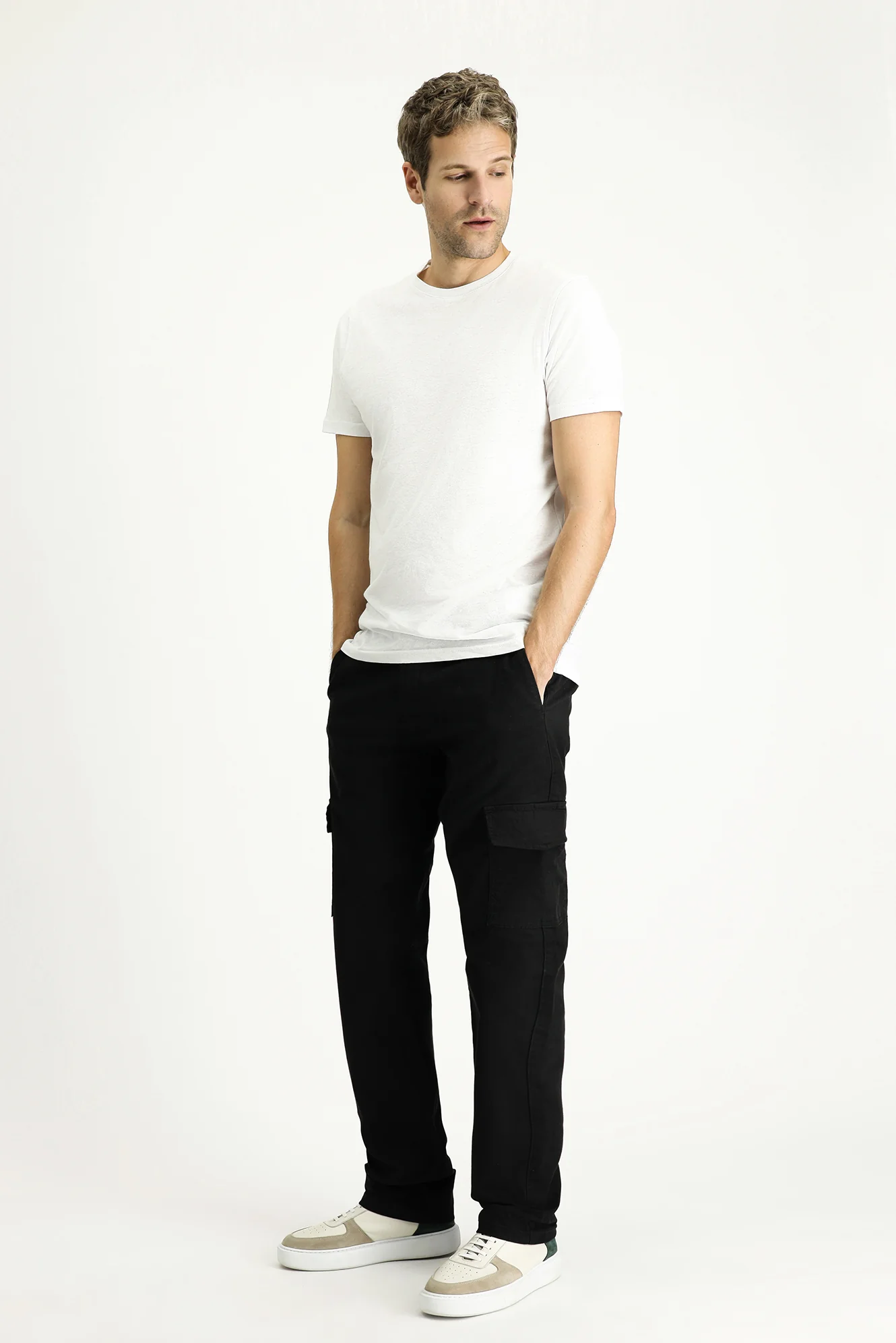 Siyah Regular Fit Standart Kesim Likralı Kargo Pantolon