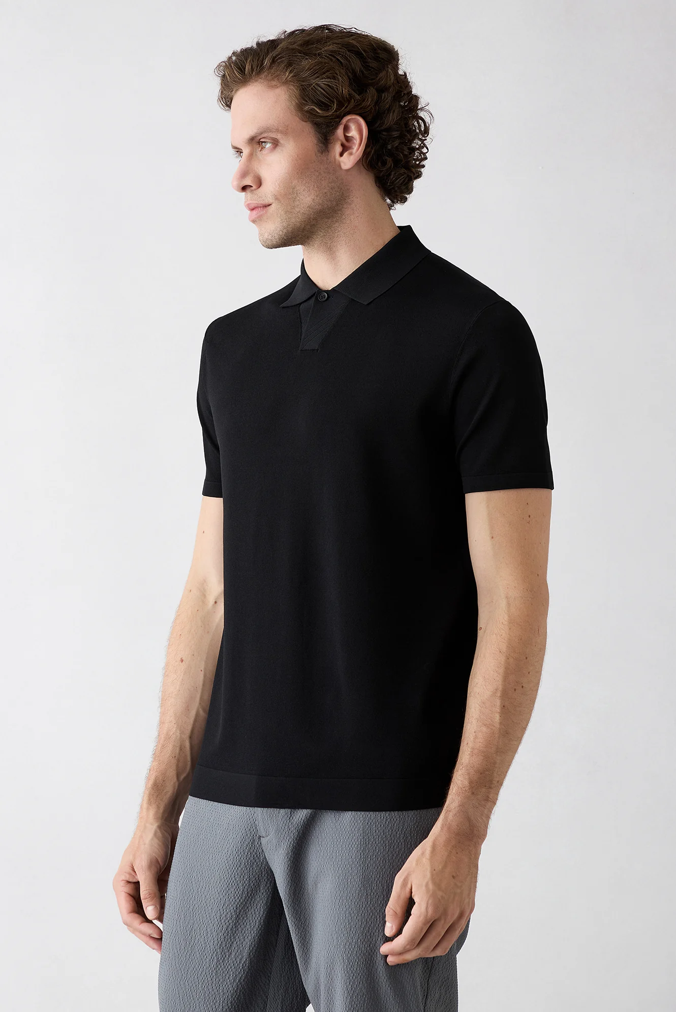 Siyah Regular Fit Düğmeli Polo Yaka Örme Tişört - Image 2