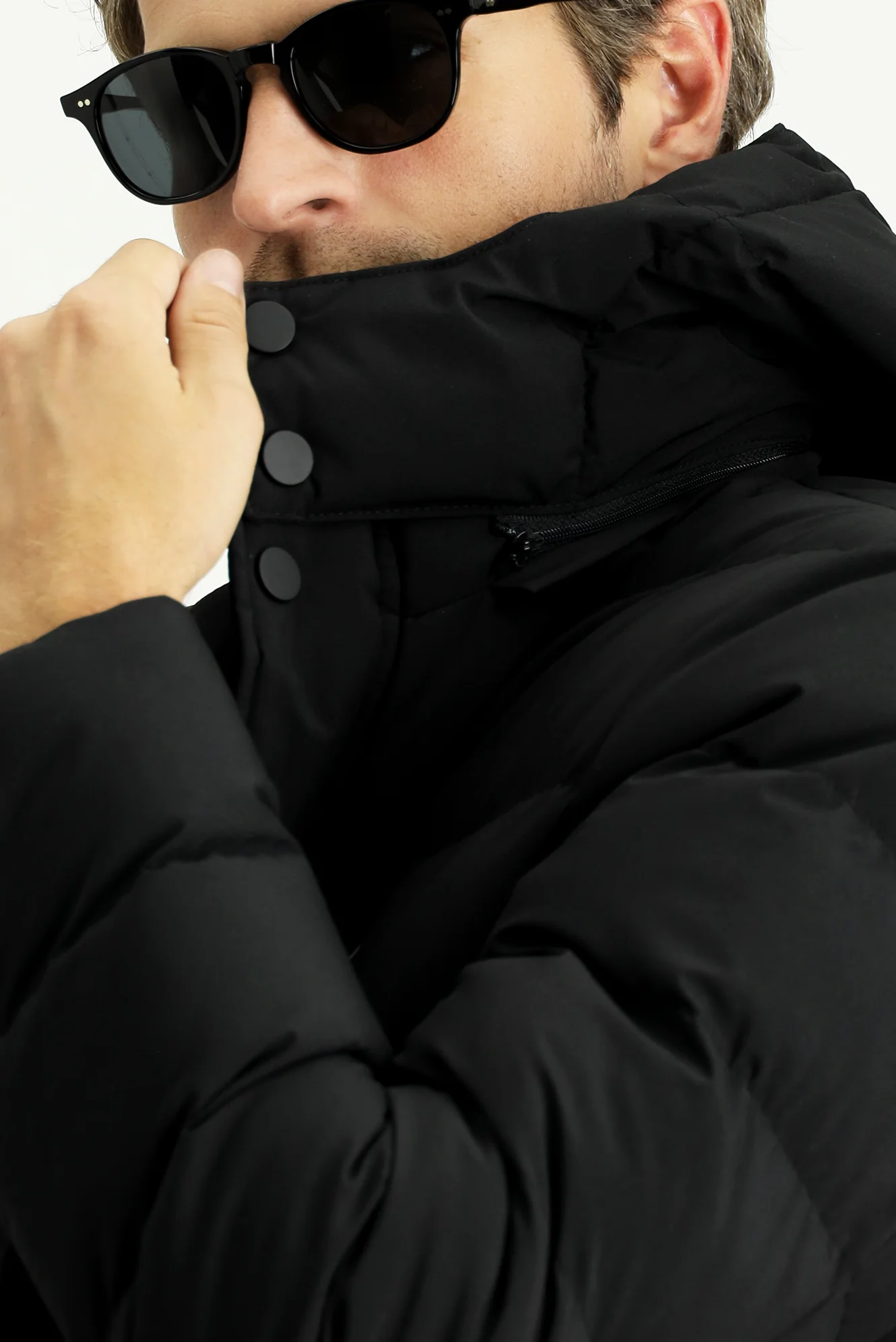 Siyah Slim Fit Dar Kesim Kapüşonlu Spor Şişme Kaban - Image 4
