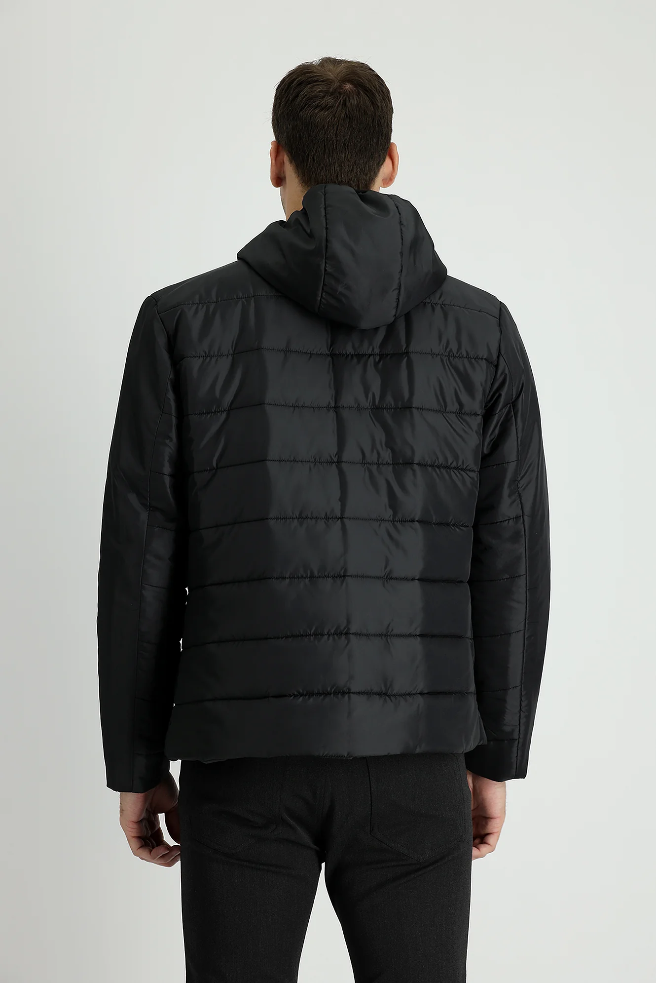 Siyah Slim Fit Dar Kesim Kapüşonlu Spor Şişme Mont - Image 3