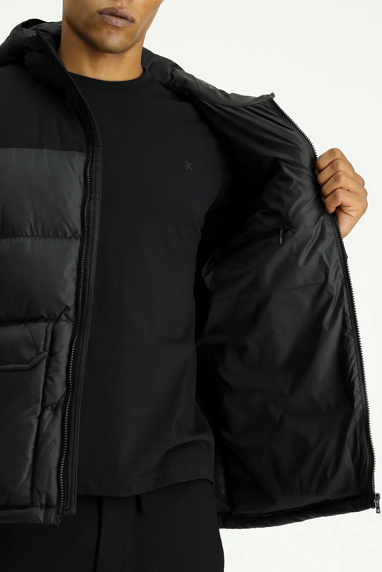 Siyah Slim Fit Dar Kesim Kapüşonlu Spor Şişme Mont - Image 7