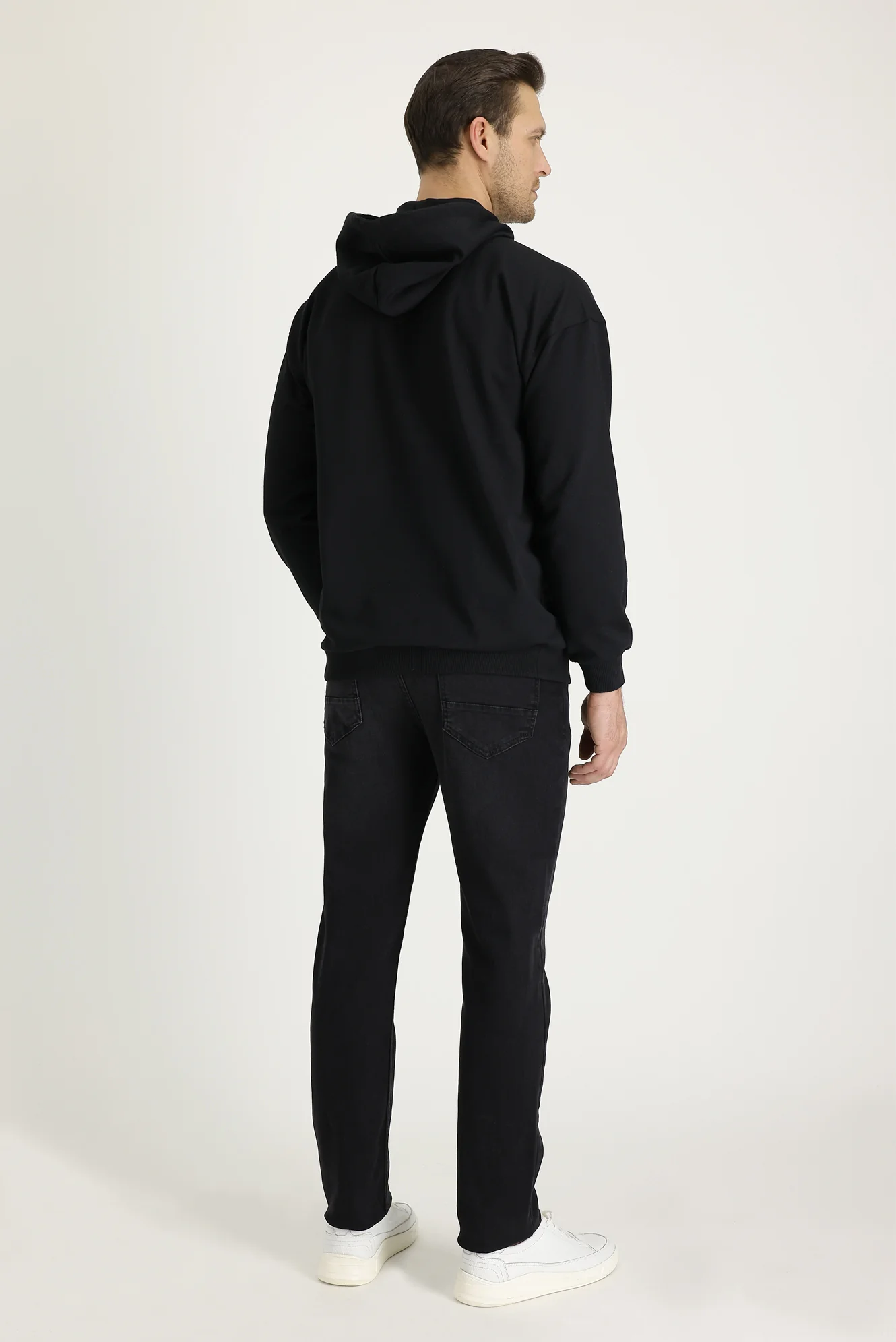 Siyah Slim Fit Dar Kesim Likralı Denim Pantolon - Image 4