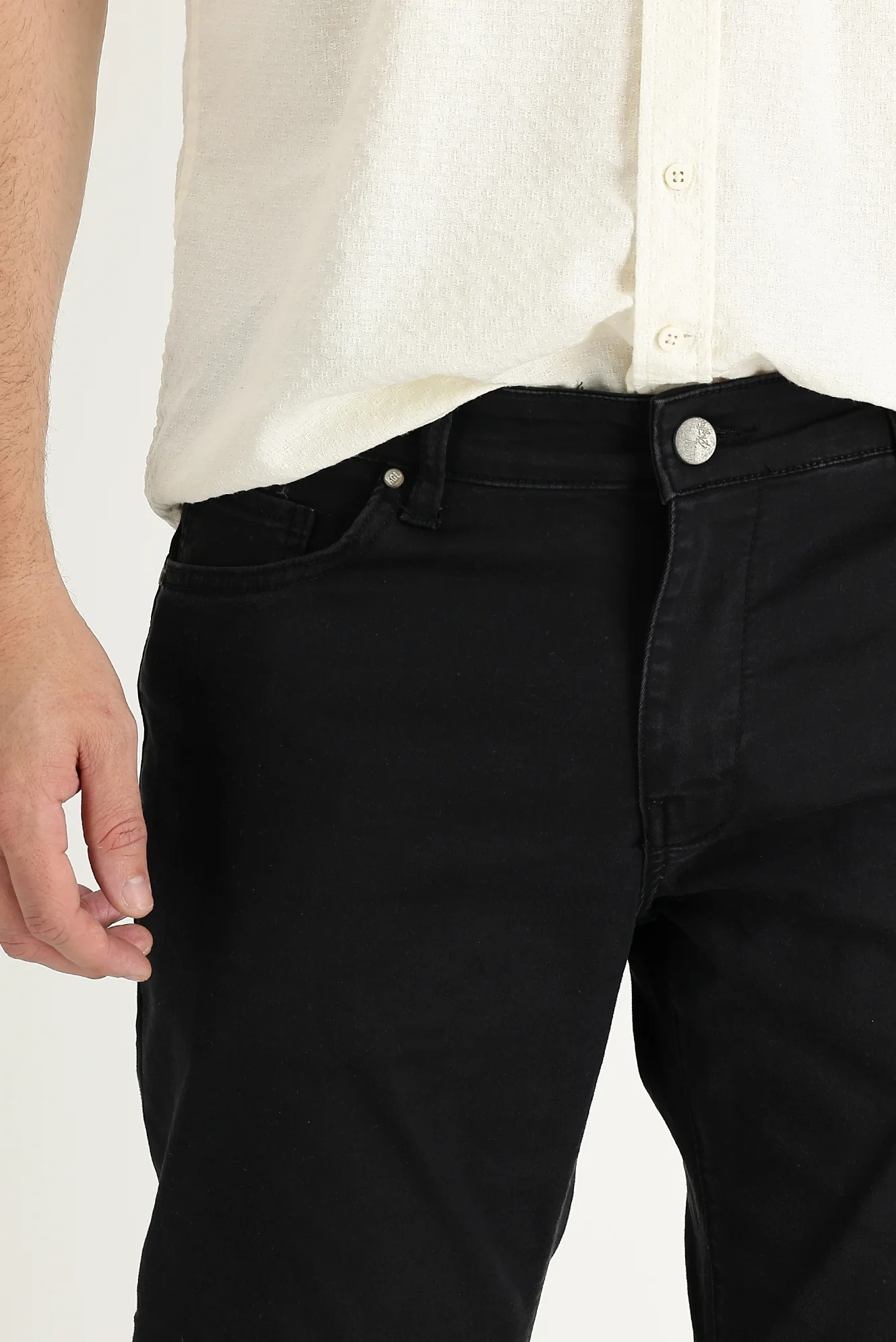 Siyah Slim Fit Dar Kesim Likralı Denim Pantolon - Image 3