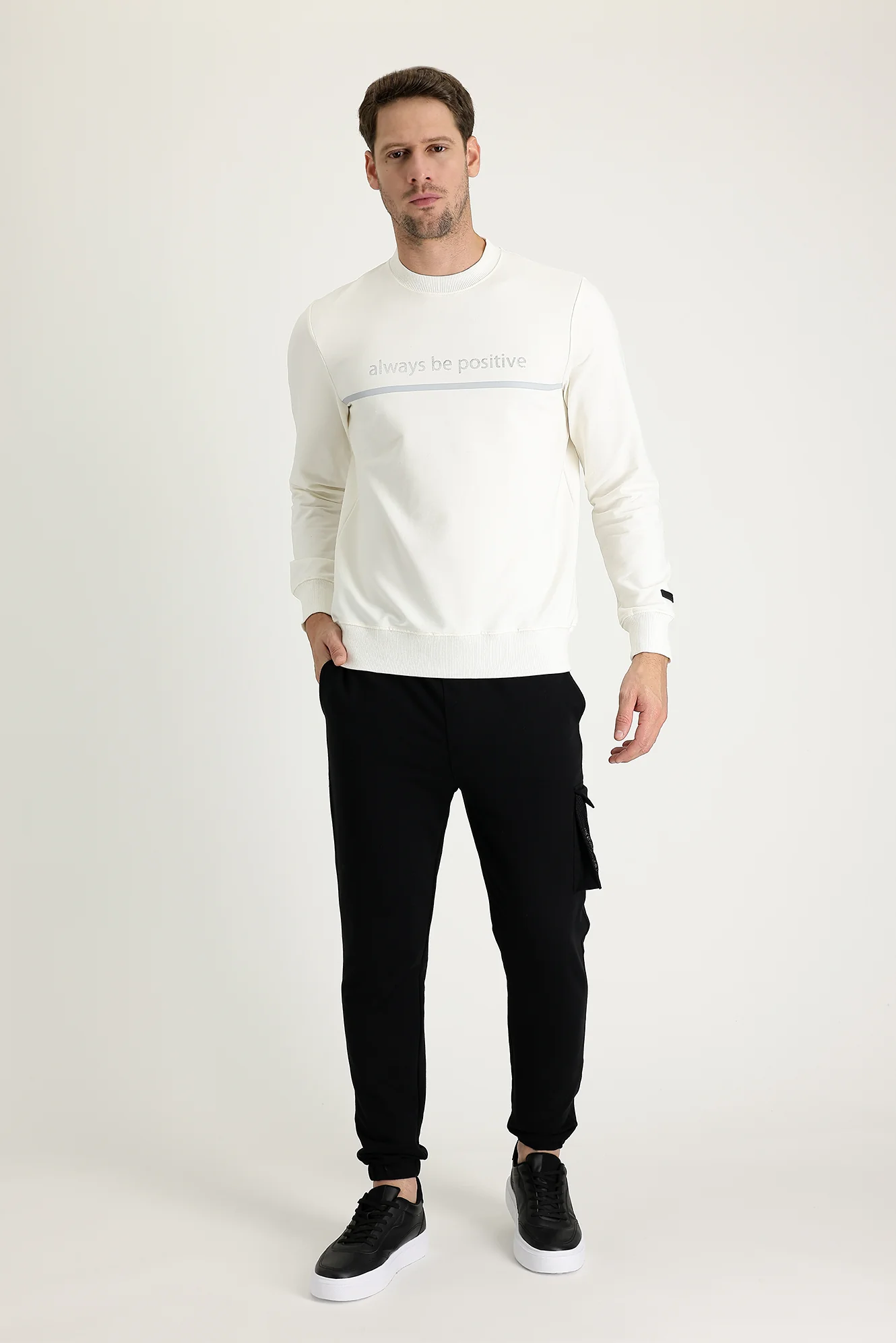 Siyah Slim Fit Dar Kesim Pamuklu Sweatpant / Eşofman Altı - Image 2