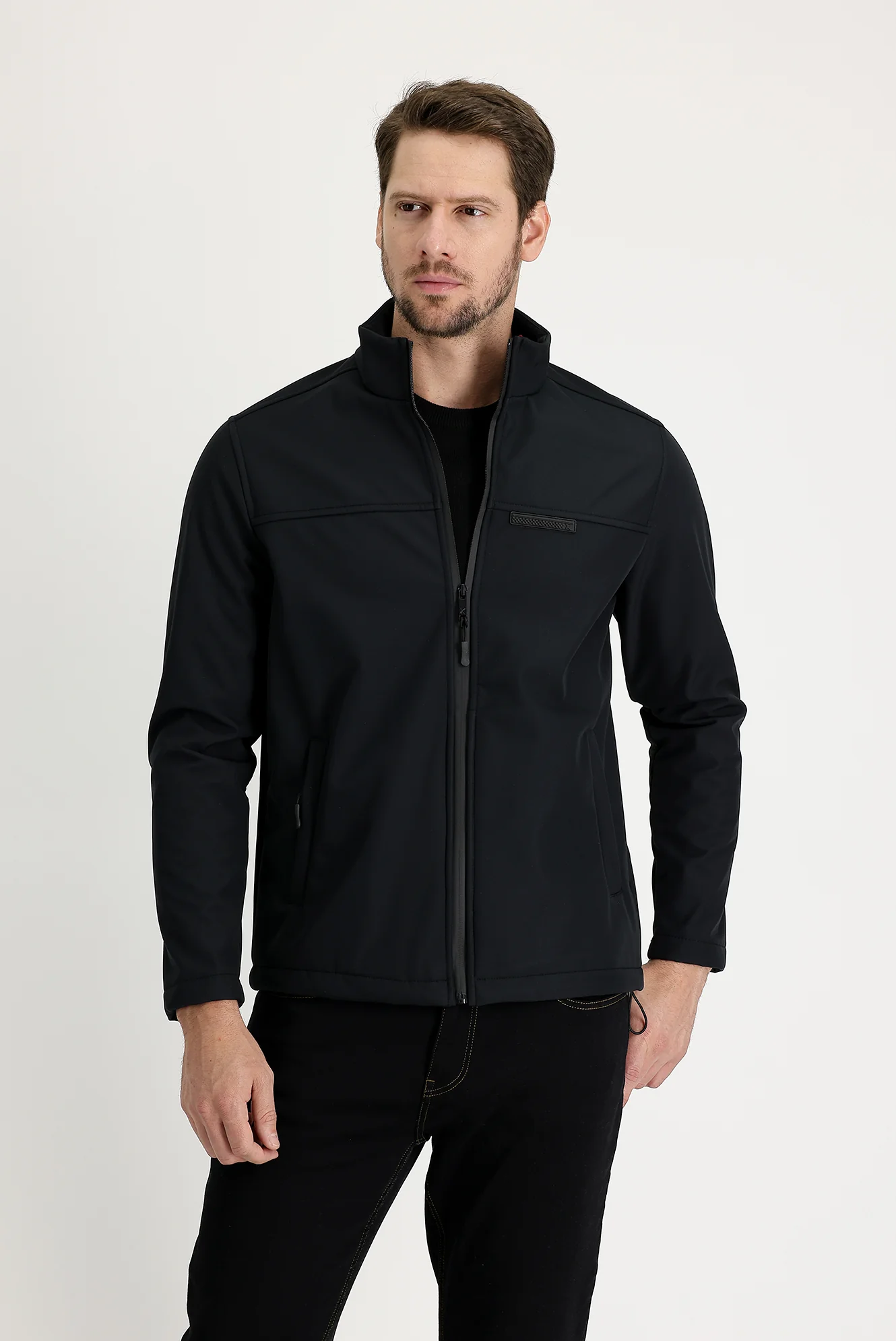 Siyah Slim Fit Dar Kesim Spor Mont