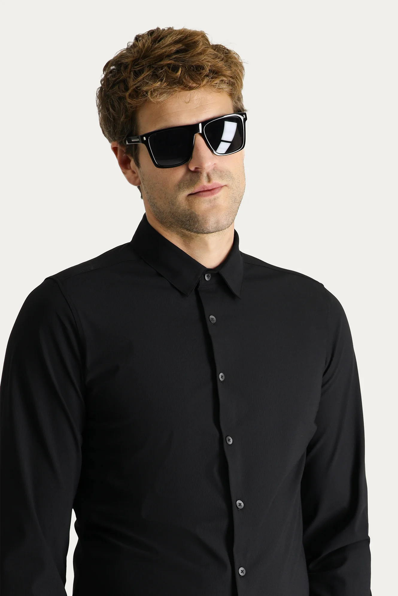 Siyah Techno-Line Uzun Kol Slim Fit Dar Kesim Gömlek - Image 2