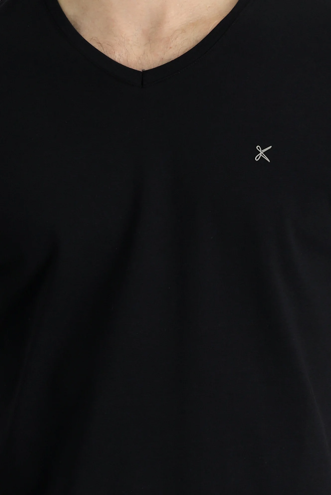 Siyah V Yaka Slim Fit Dar Kesim Tişört - Image 4