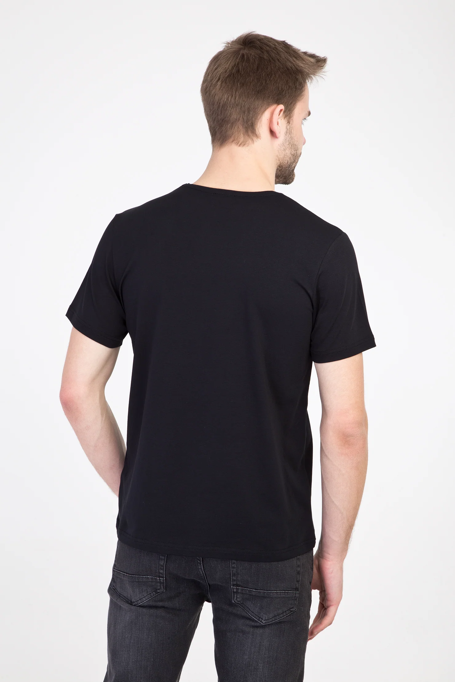 Siyah V Yaka Slim Fit Dar Kesim Tişört - Image 3