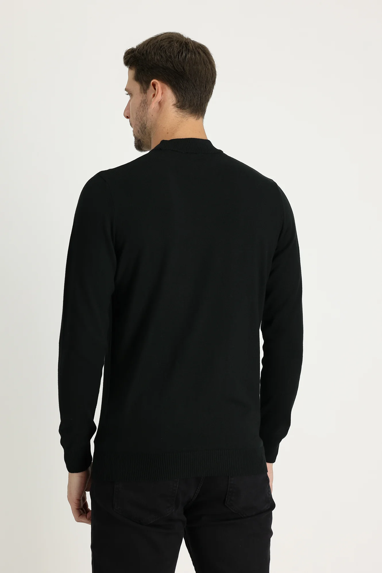Siyah Yarım Balıkçı Yaka Regular Fit Triko Kazak - Image 4