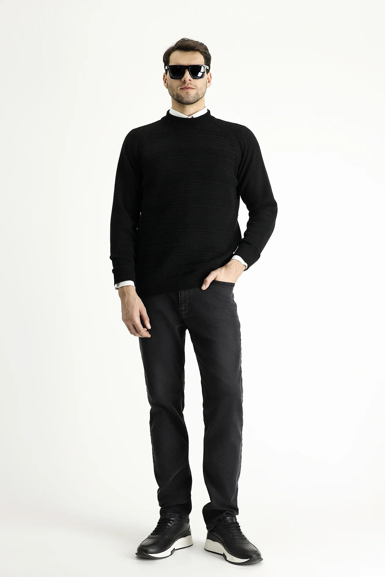 Siyah Yarım Balıkçı Yaka Slim Fit Dar Kesim Desenli Yünlü Triko Kazak - Image 2