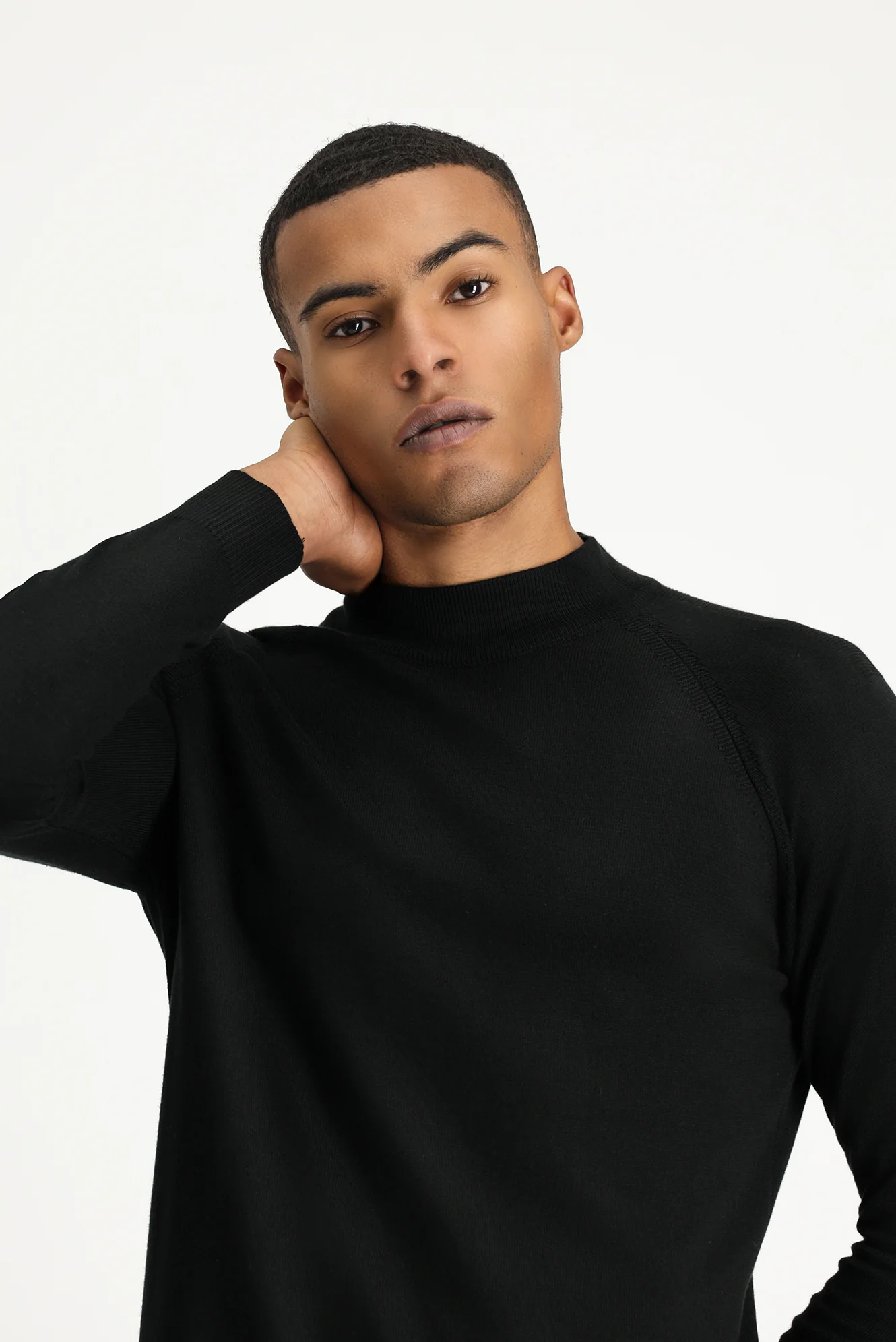 Siyah Yarım Balıkçı Yaka Slim Fit Dar Kesim Pamuklu Triko Kazak - Image 4