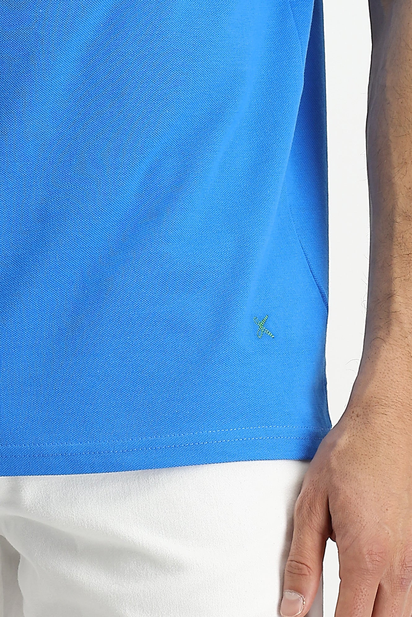 Su Mavisi Polo Yaka Regular Fit Nakışlı Pamuk Tişört - Image 4
