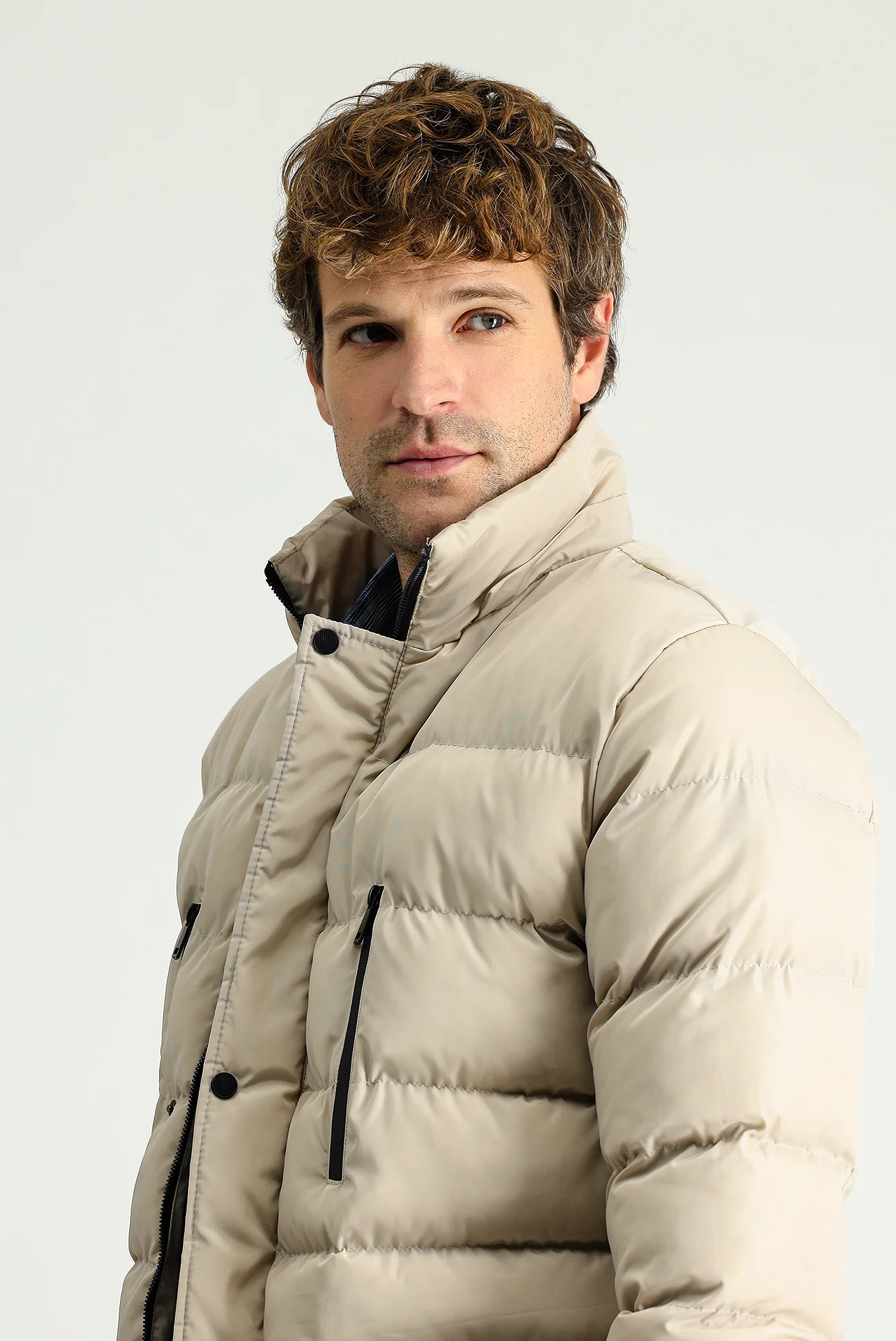 Taş Kapüşonlu Şişme Spor Kaban - Image 6