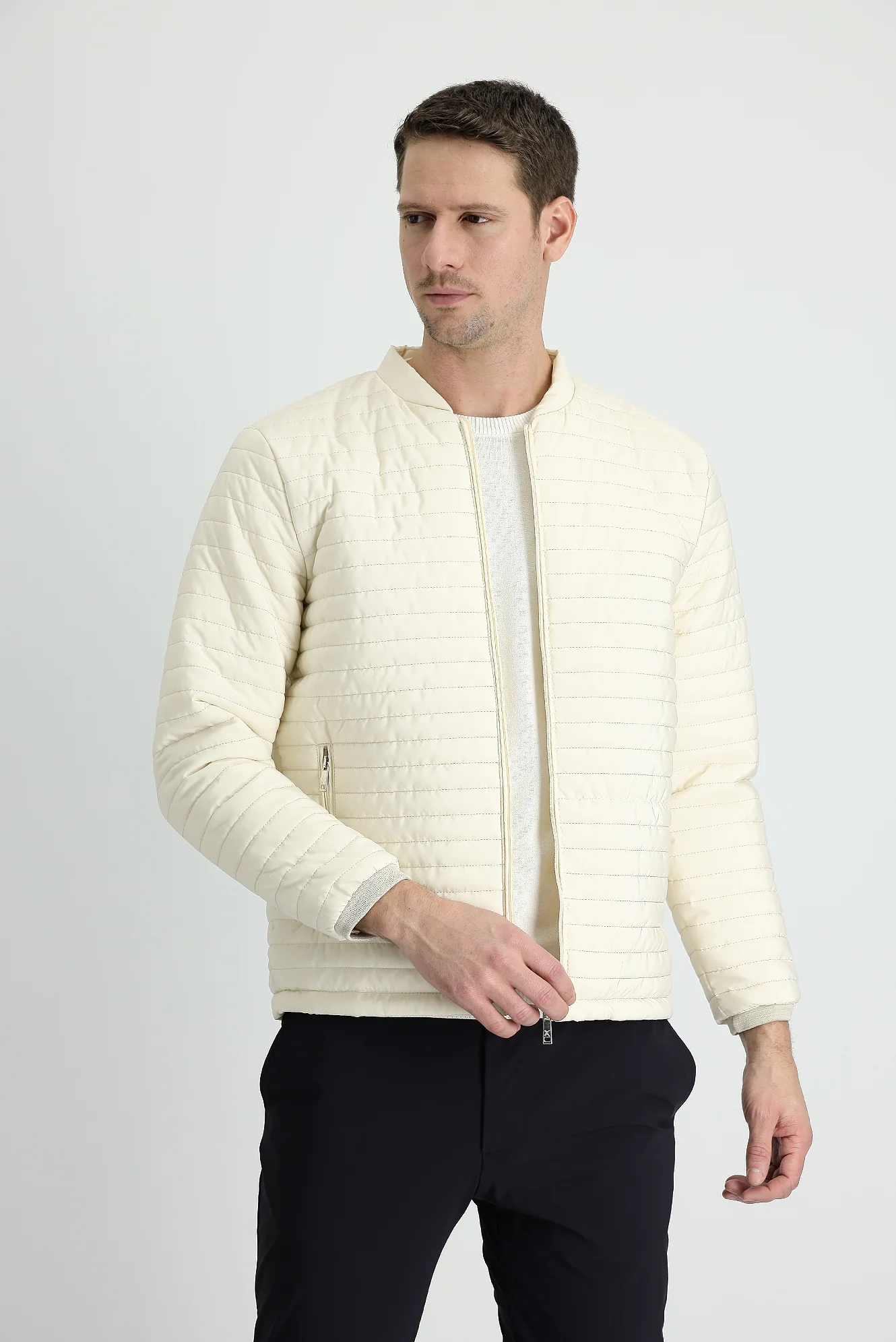 Taş Slim Fit Dar Kesim Ribanalı Spor Mont