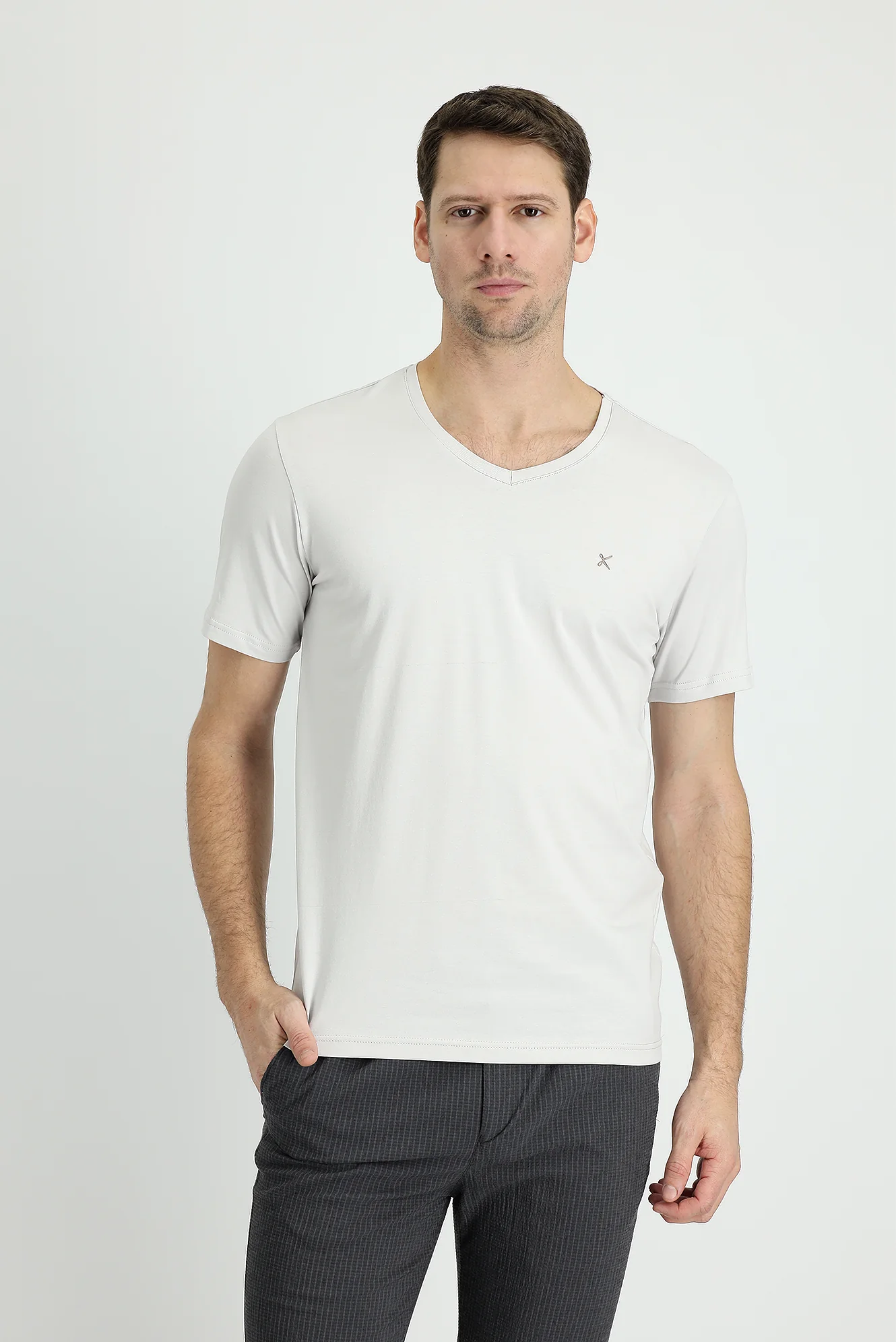 Taş V Yaka Slim Fit Dar Kesim Pamuklu Tişört - Image 2