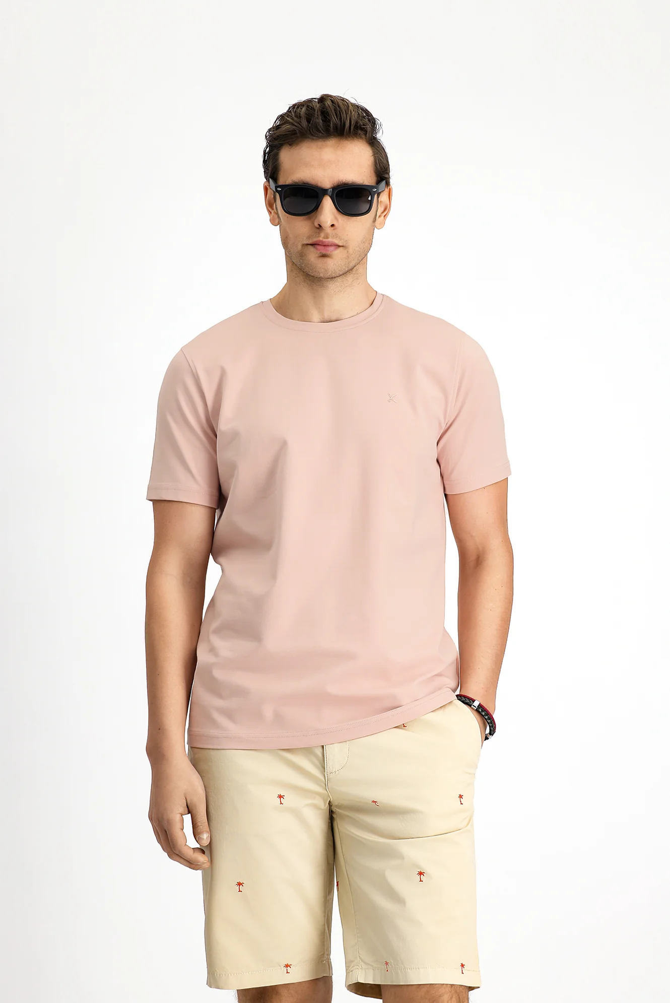 Toz Pembe Bisiklet Yaka Slim Fit Yumuşak Dokulu Pamuklu Likralı Esnek Tişört