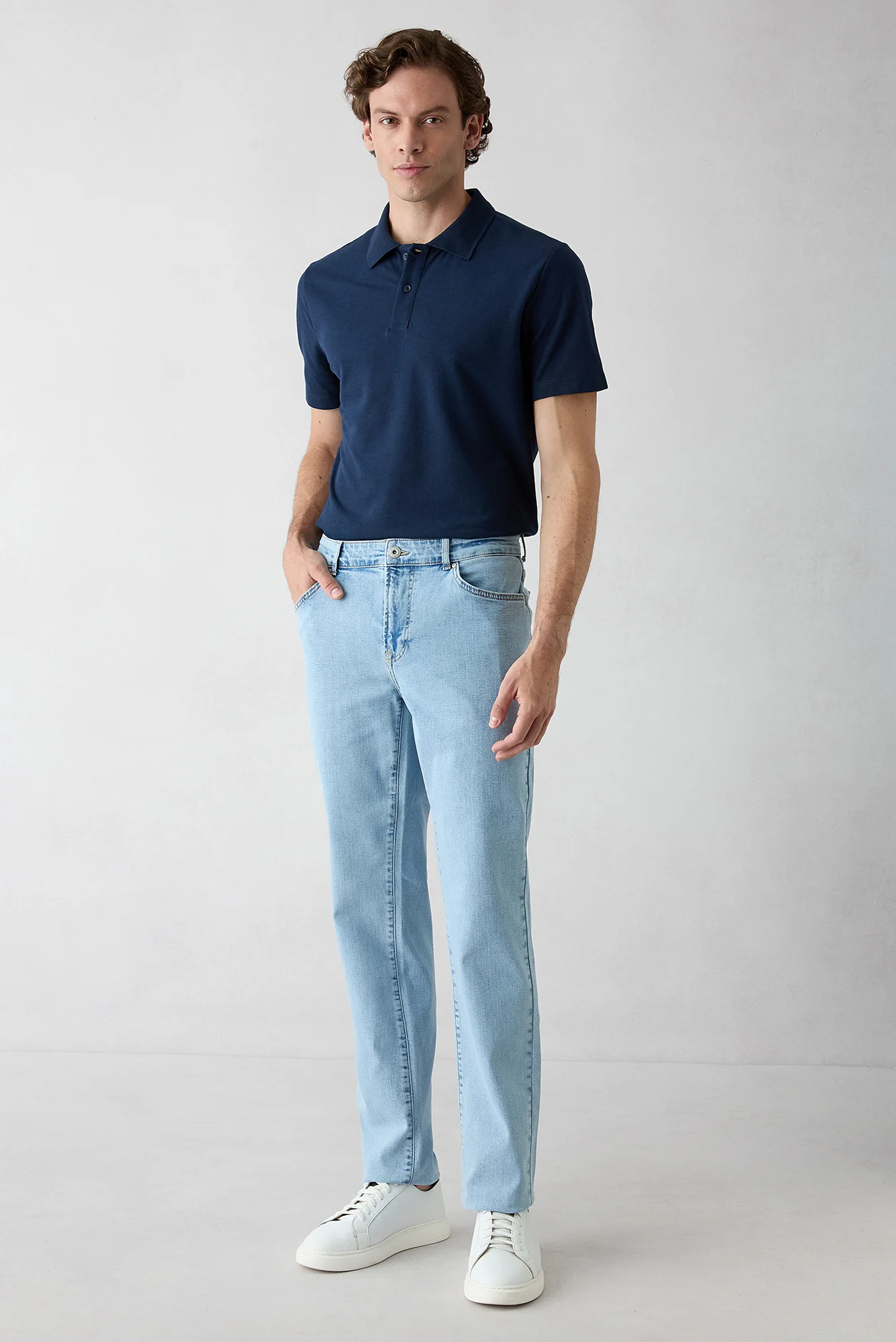 Uçuk Mavi Regular Fit Standart Kesim 5 Cep Pamuklu Denim Pantolon - Image 2