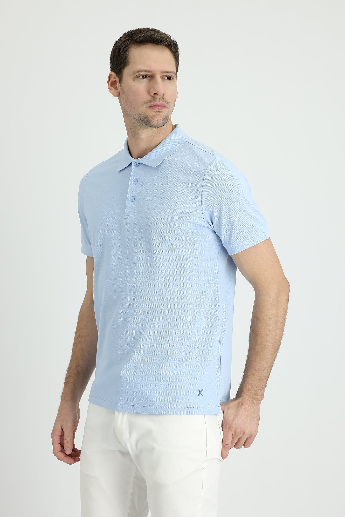 Uçuk Mavi Polo Yaka Regular Fit Nakışlı Pamuk Tişört - Image 2
