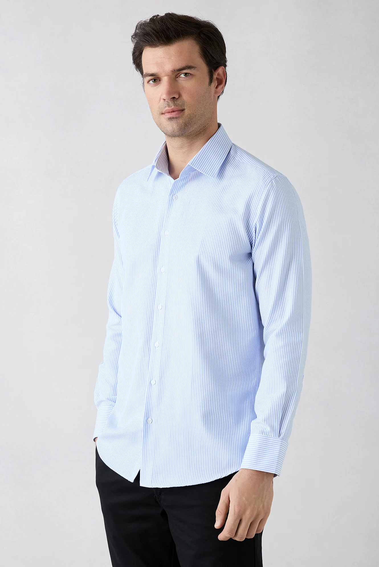Uçuk Mavi Uzun Kol Slim Fit Çizgili Klasik Yaka Pamuklu Kolay Ütülenebilir Gömlek - Image 2