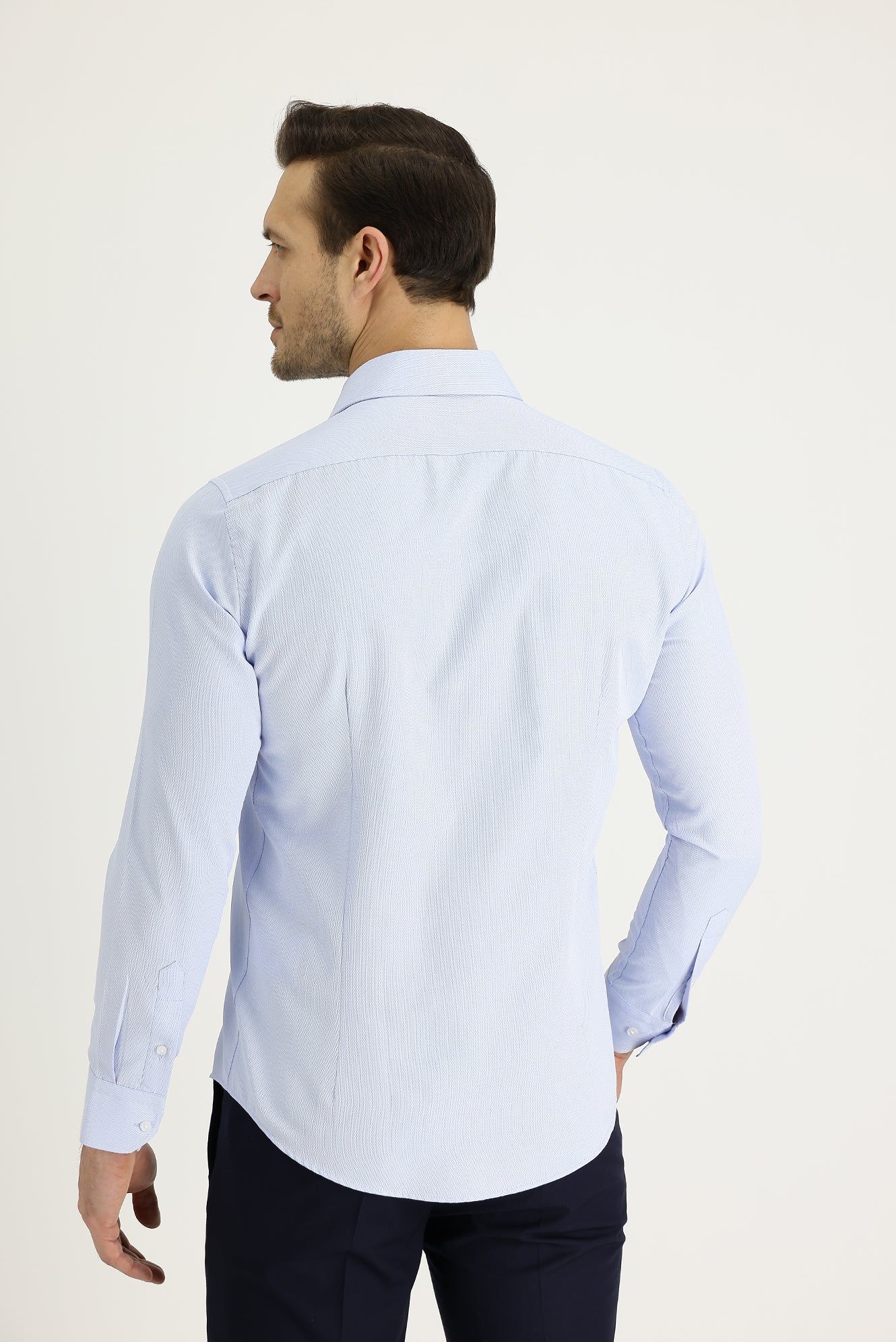 Uçuk Mavi Uzun Kol Slim Fit Dar Kesim Klasik Desenli Pamuklu Kolay Ütülenebilir Gömlek - Image 4