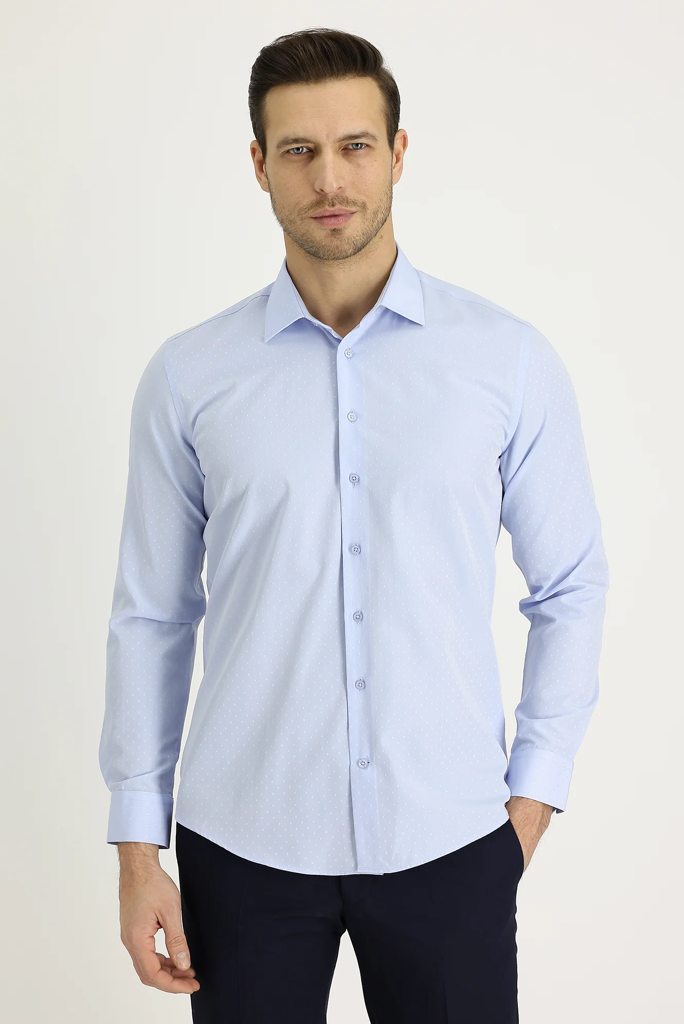 Uçuk Mavi Uzun Kol Slim Fit Dar Kesim Klasik Desenli Pamuklu Kolay Ütülenebilir Gömlek