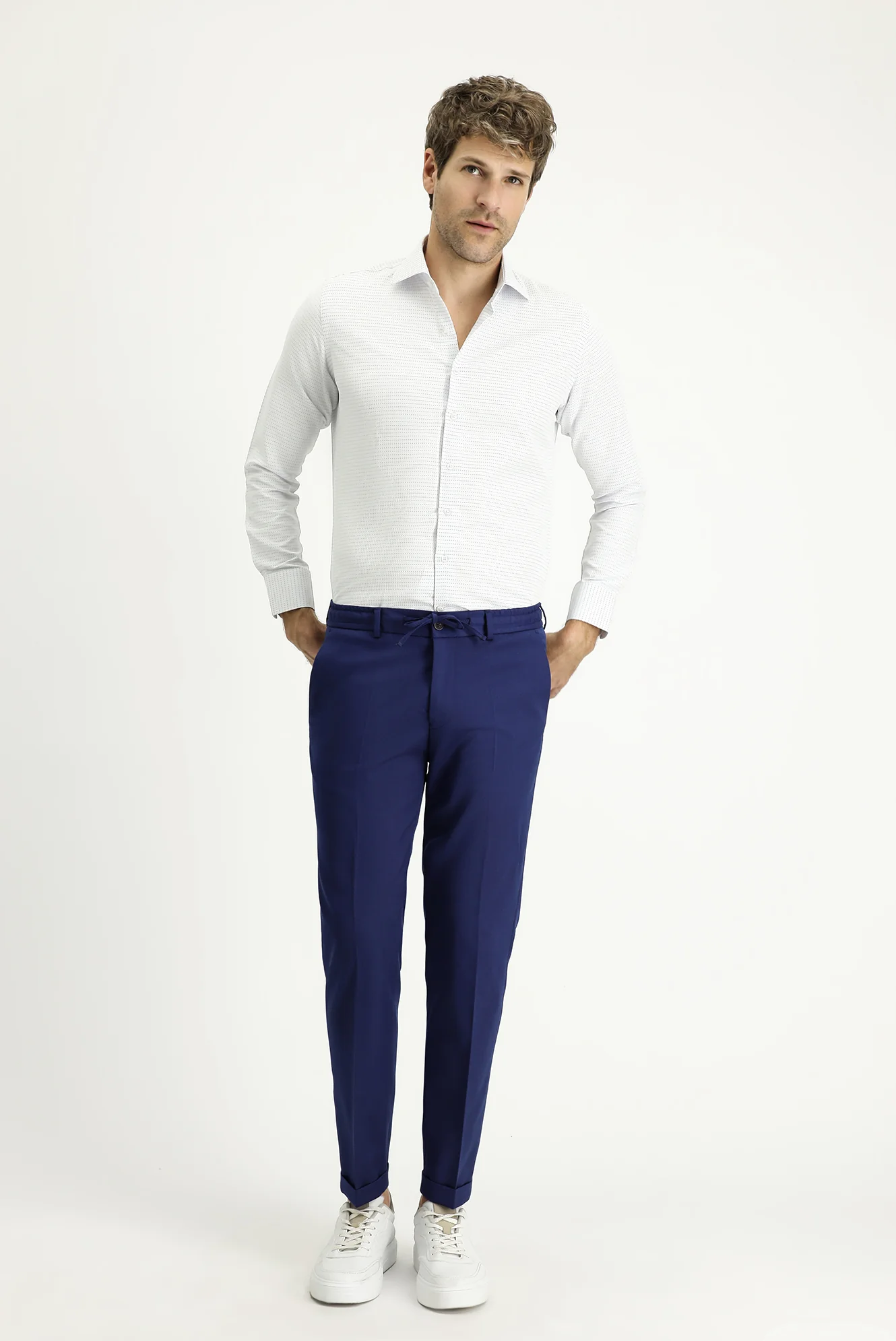 Uçuk Mavi Uzun Kol Slim Fit Dar Kesim Klasik Desenli Pamuklu Kolay Ütülenebilir Gömlek - Image 2