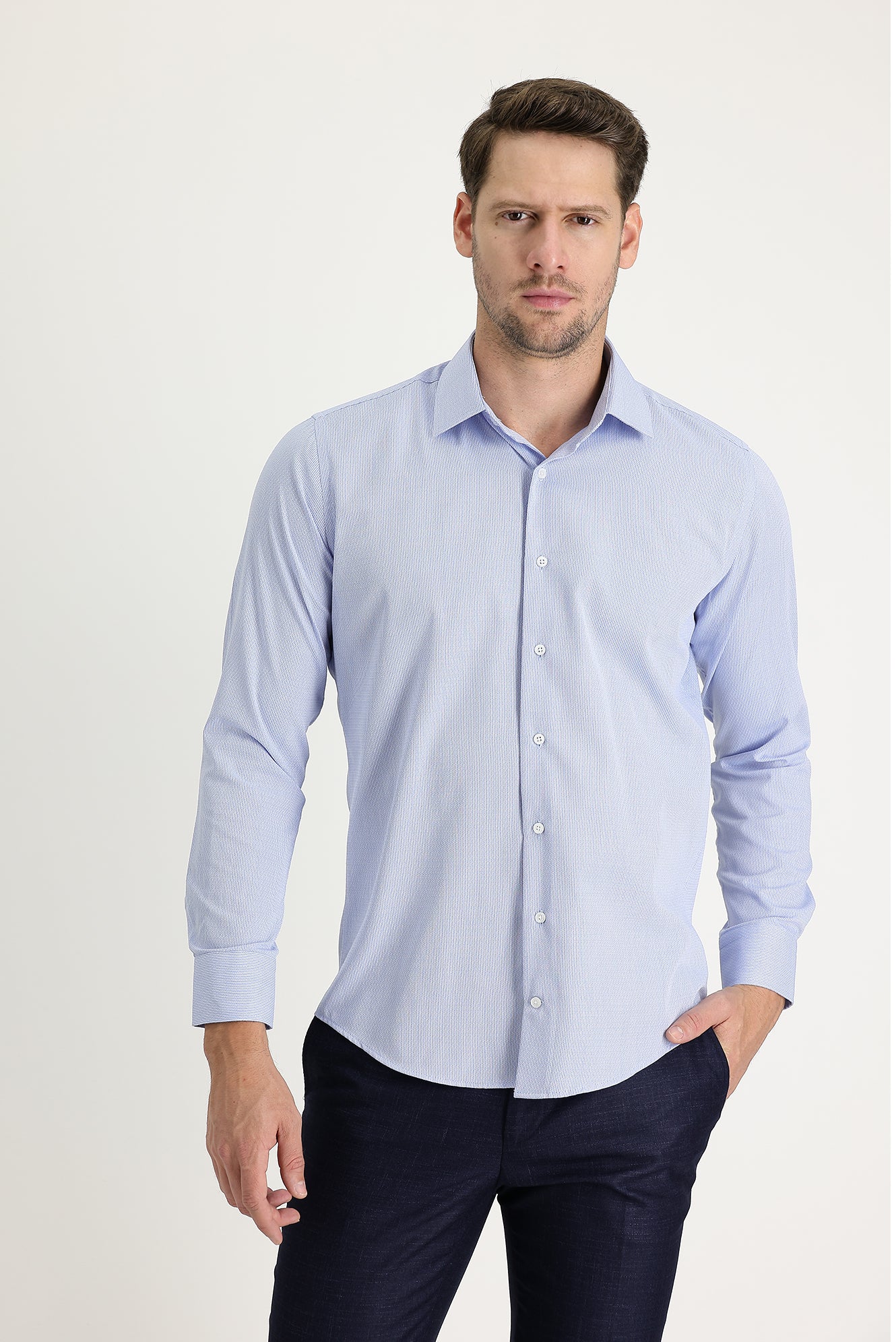 Uçuk Mavi Uzun Kol Slim Fit Dar Kesim Klasik Desenli Pamuklu Kolay Ütülenebilir Gömlek - Image 2