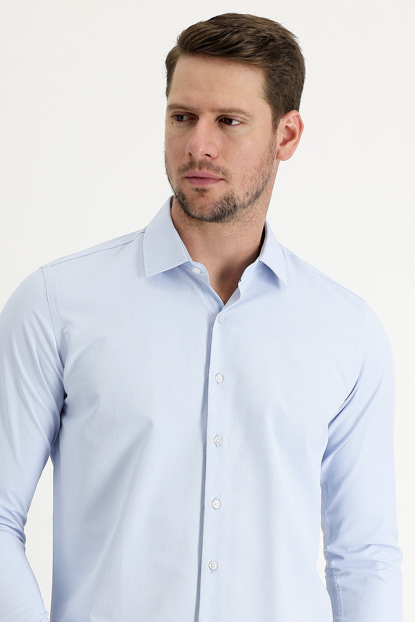 Uçuk Mavi Uzun Kol Slim Fit Dar Kesim Klasik Pamuklu Kolay Ütülenebilir Gömlek